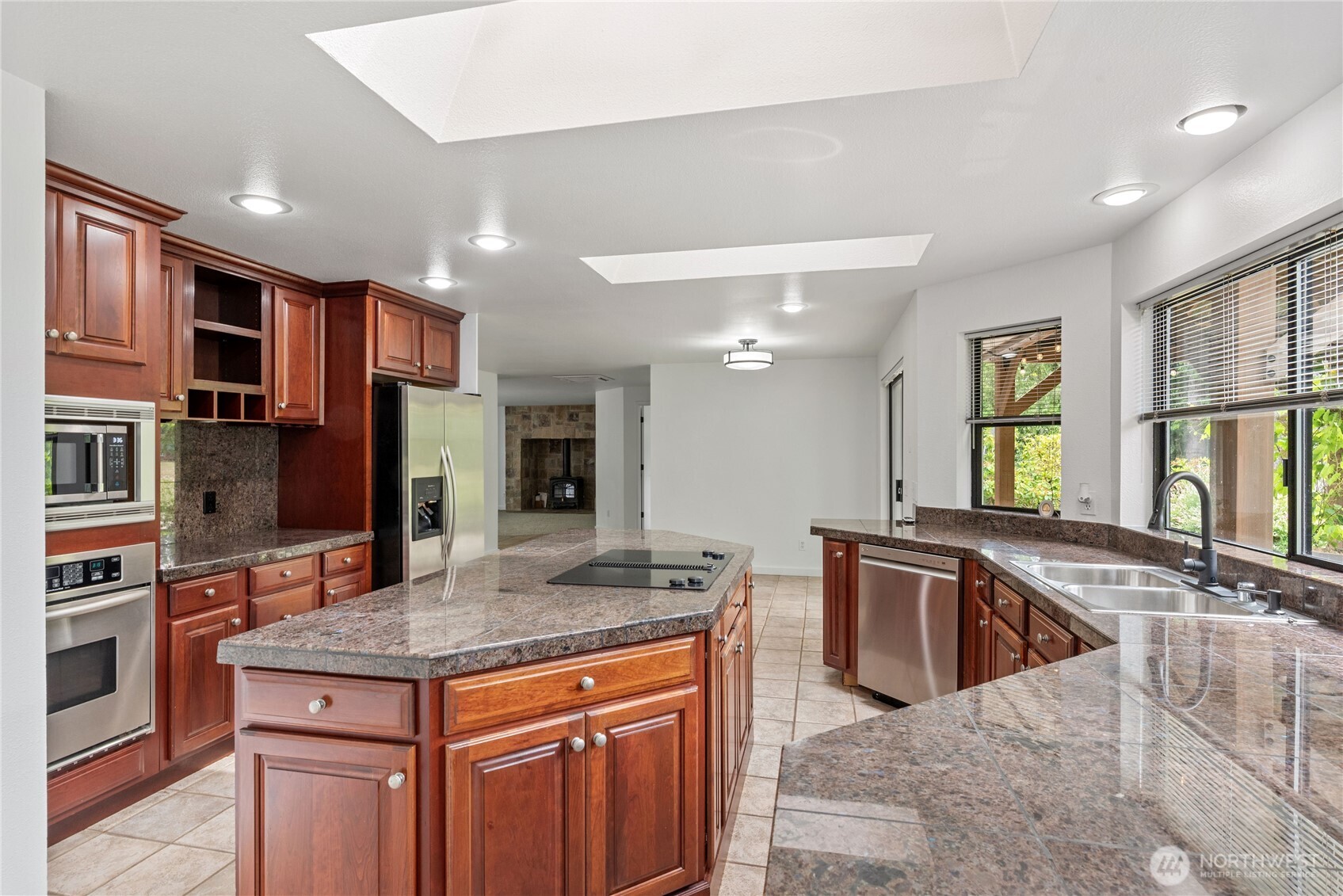 250 N Fairway Drive E