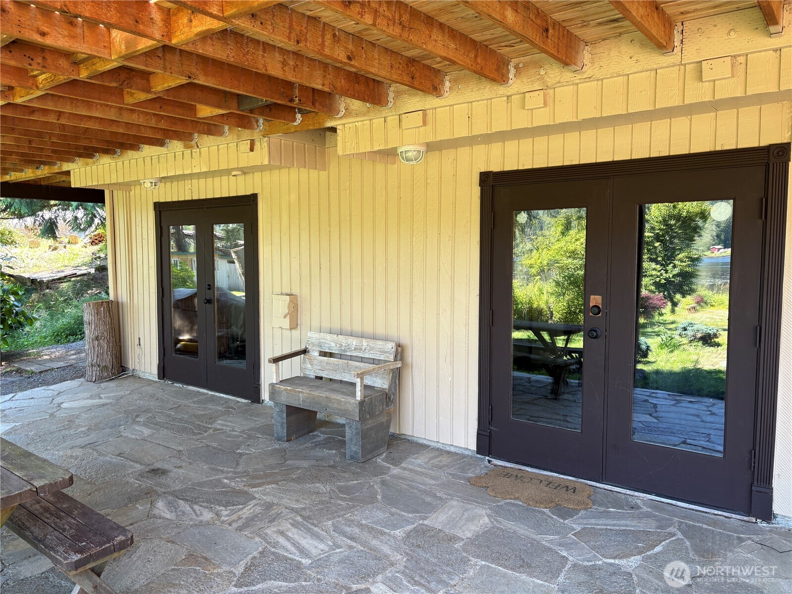 1311 SW Lake Roesiger Road