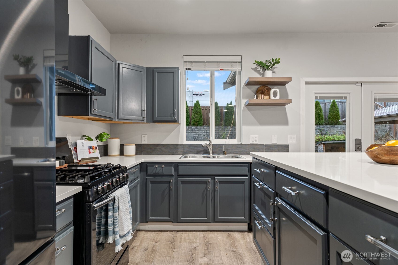 1906 192nd street Court E