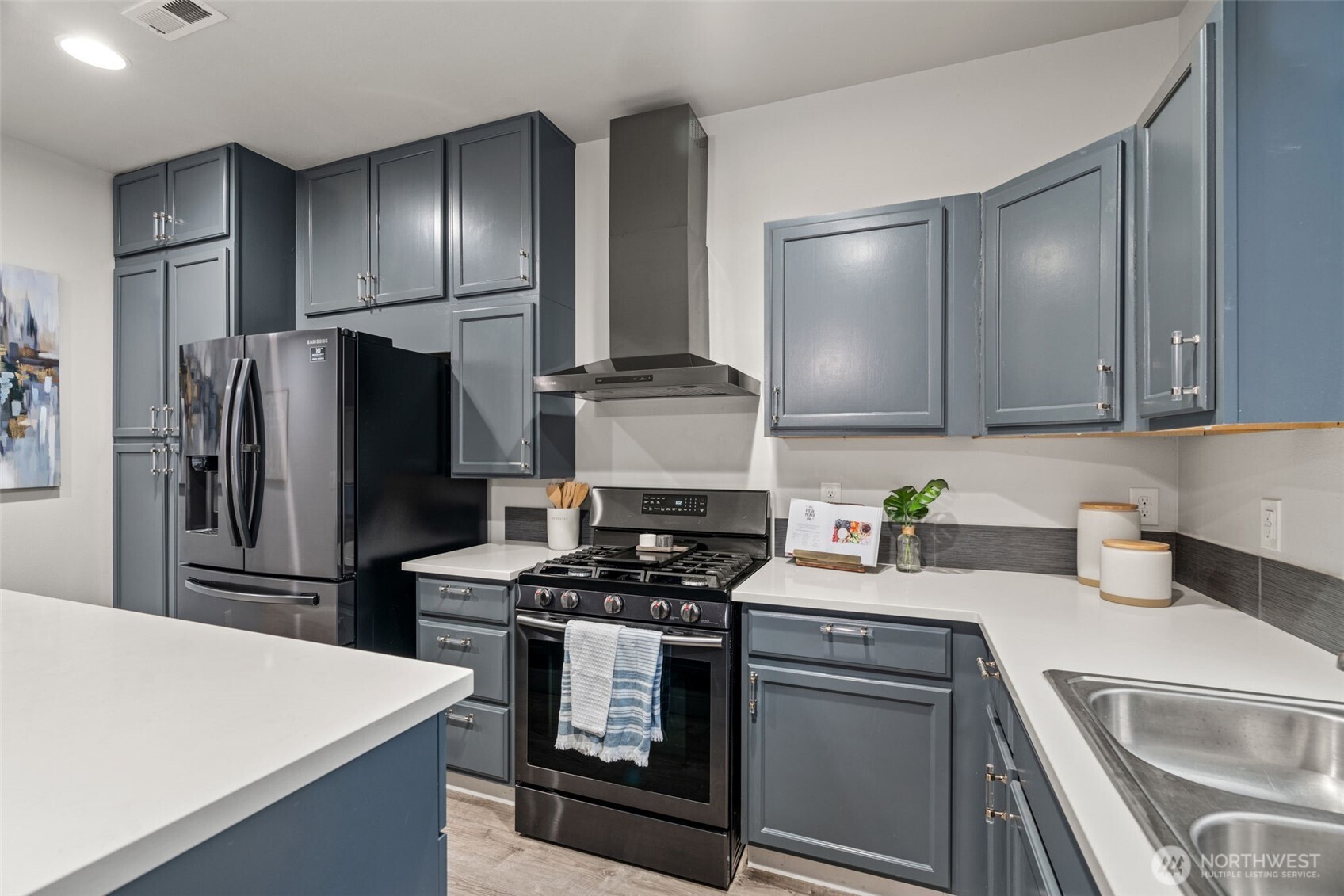1906 192nd street Court E
