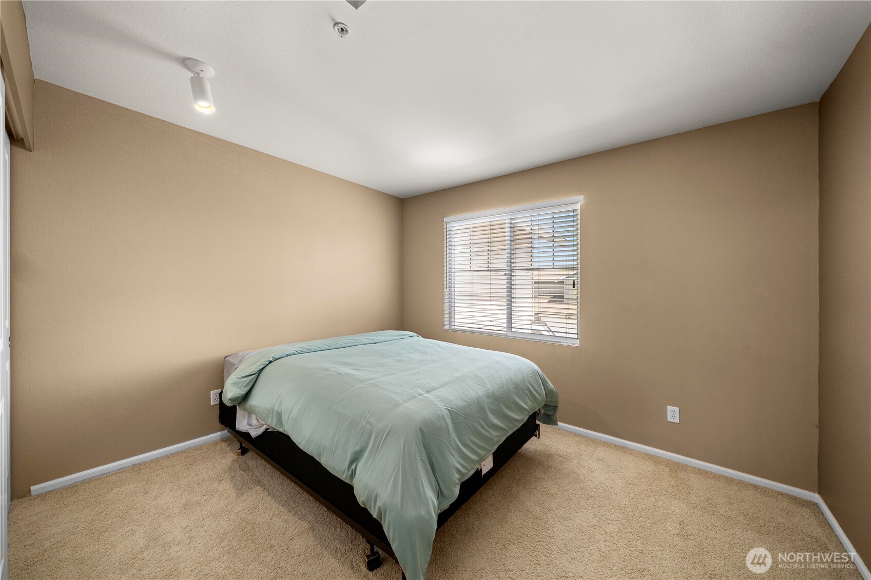 6547 Lindsay Avenue SE Unit: 18C