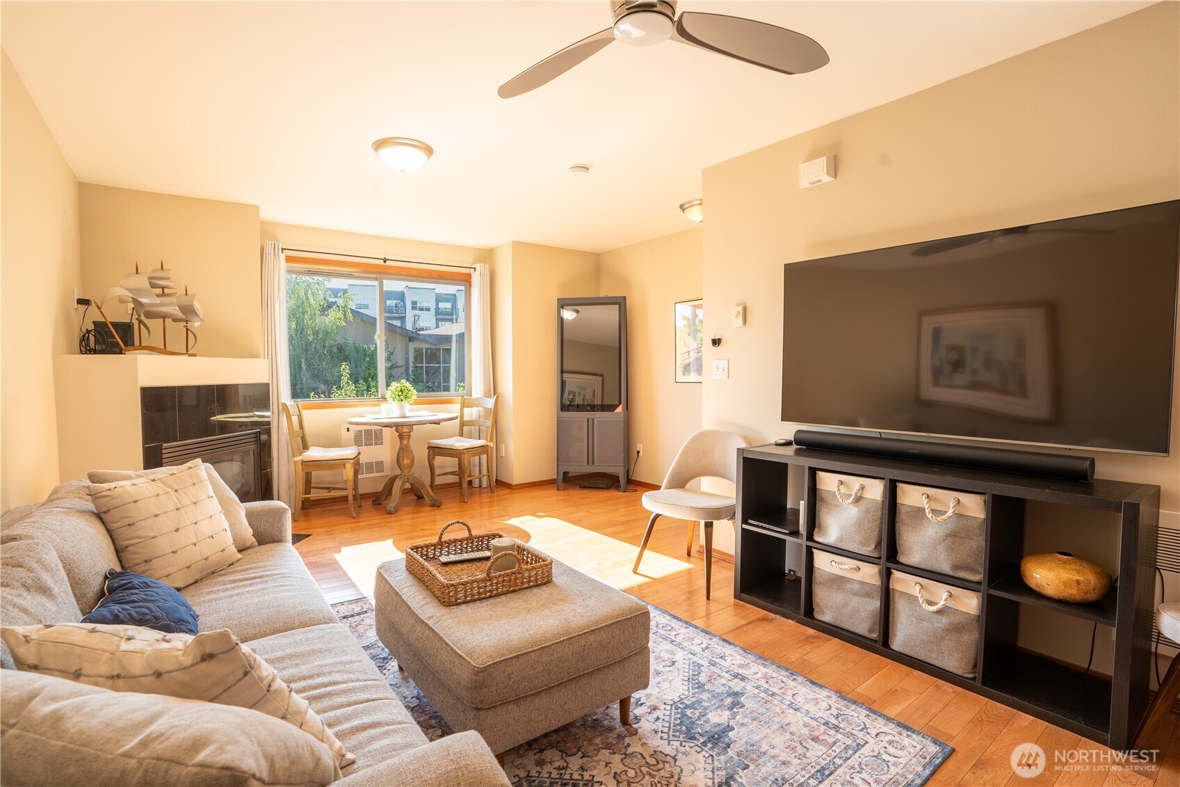 12723 35th Avenue NE Unit: B
