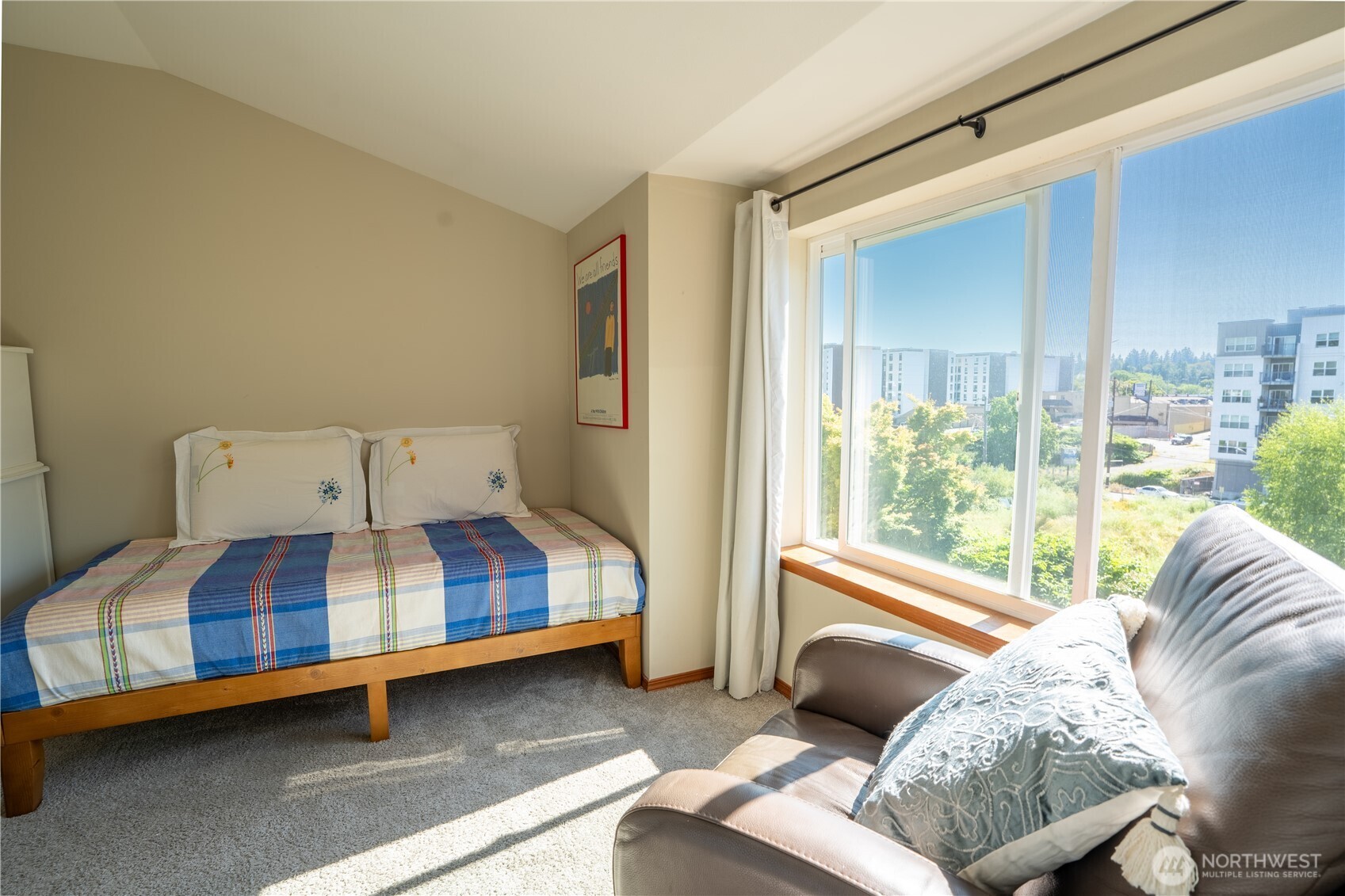 12723 35th Avenue NE Unit: B