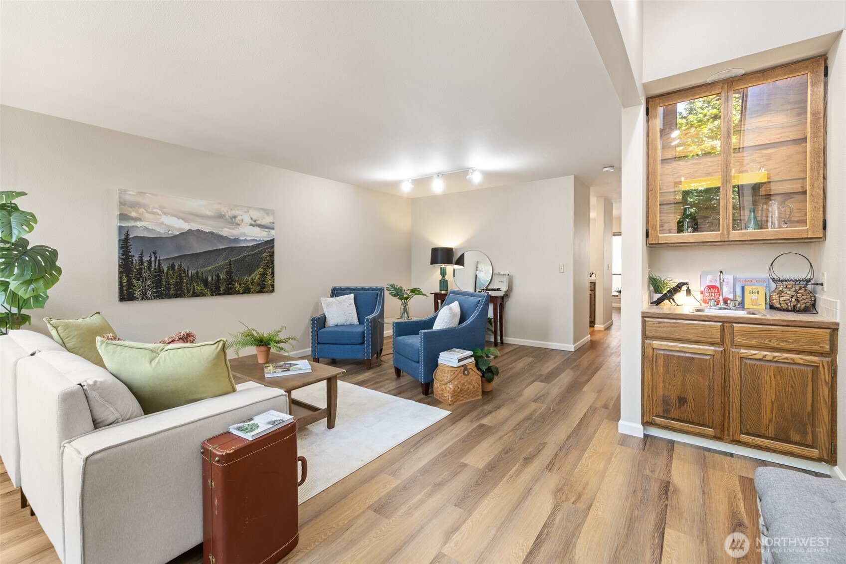 300 N Sequim Avenue Unit: 15