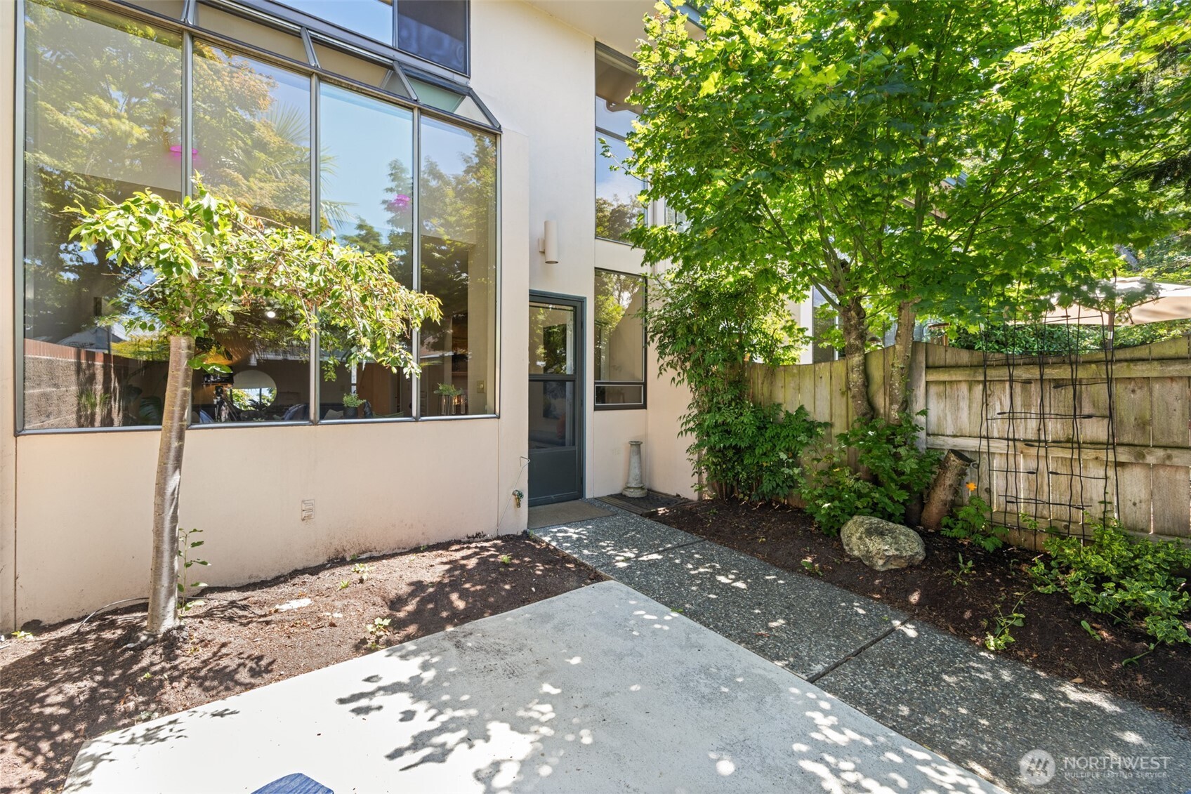 300 N Sequim Avenue Unit: 15