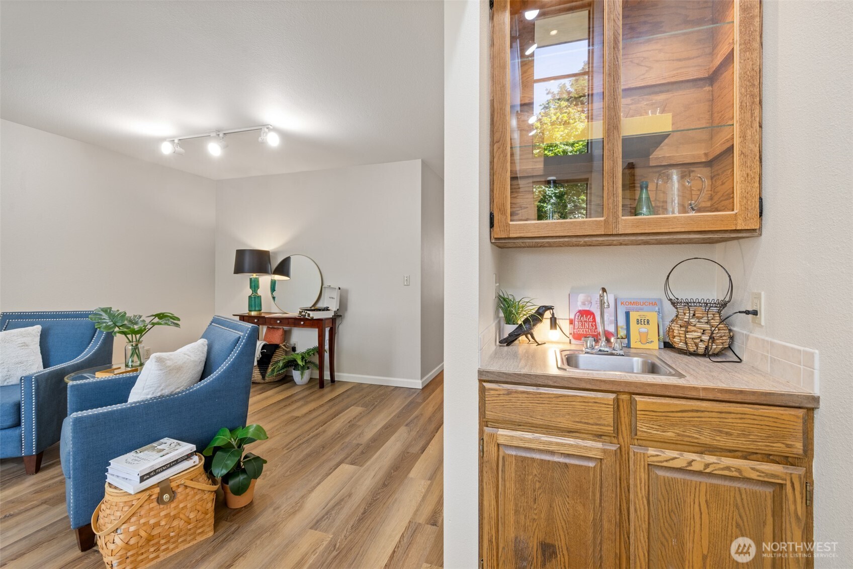 300 N Sequim Avenue Unit: 15