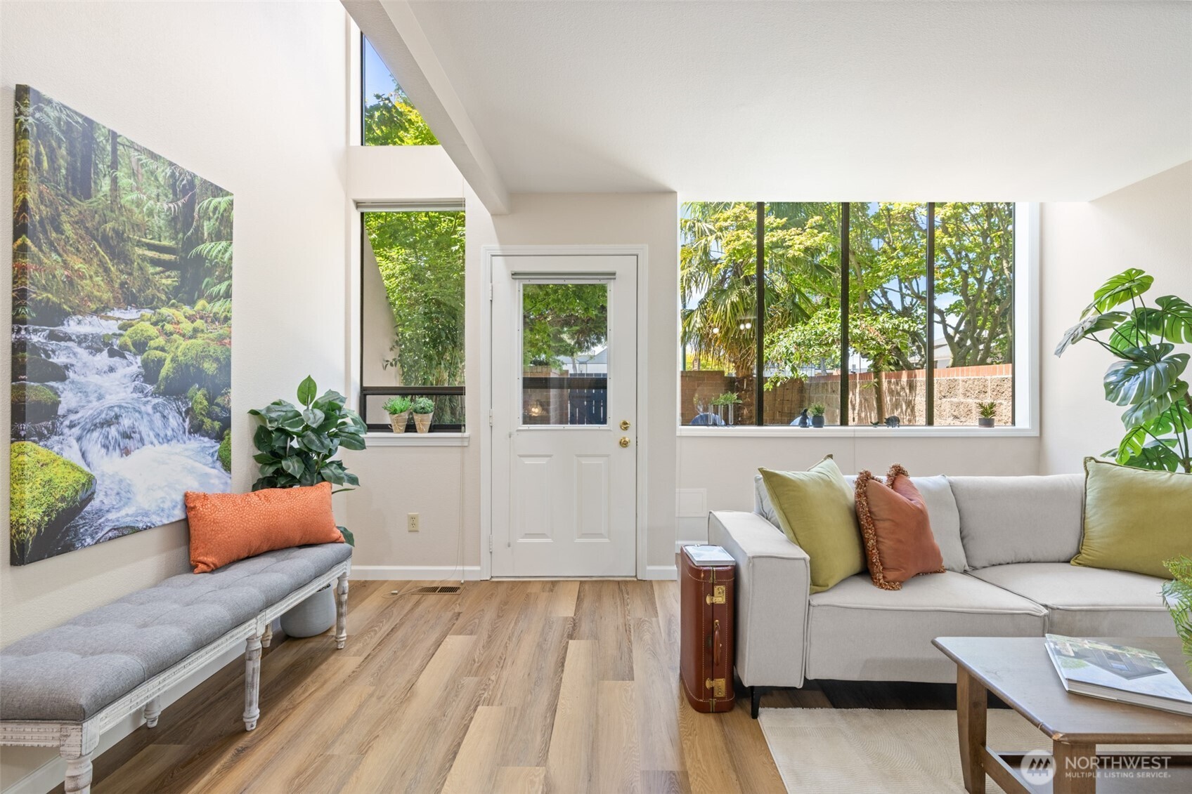 300 N Sequim Avenue Unit: 15