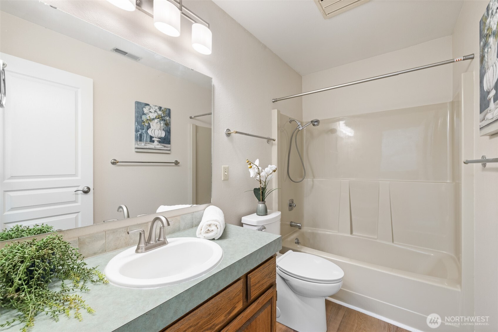300 N Sequim Avenue Unit: 15