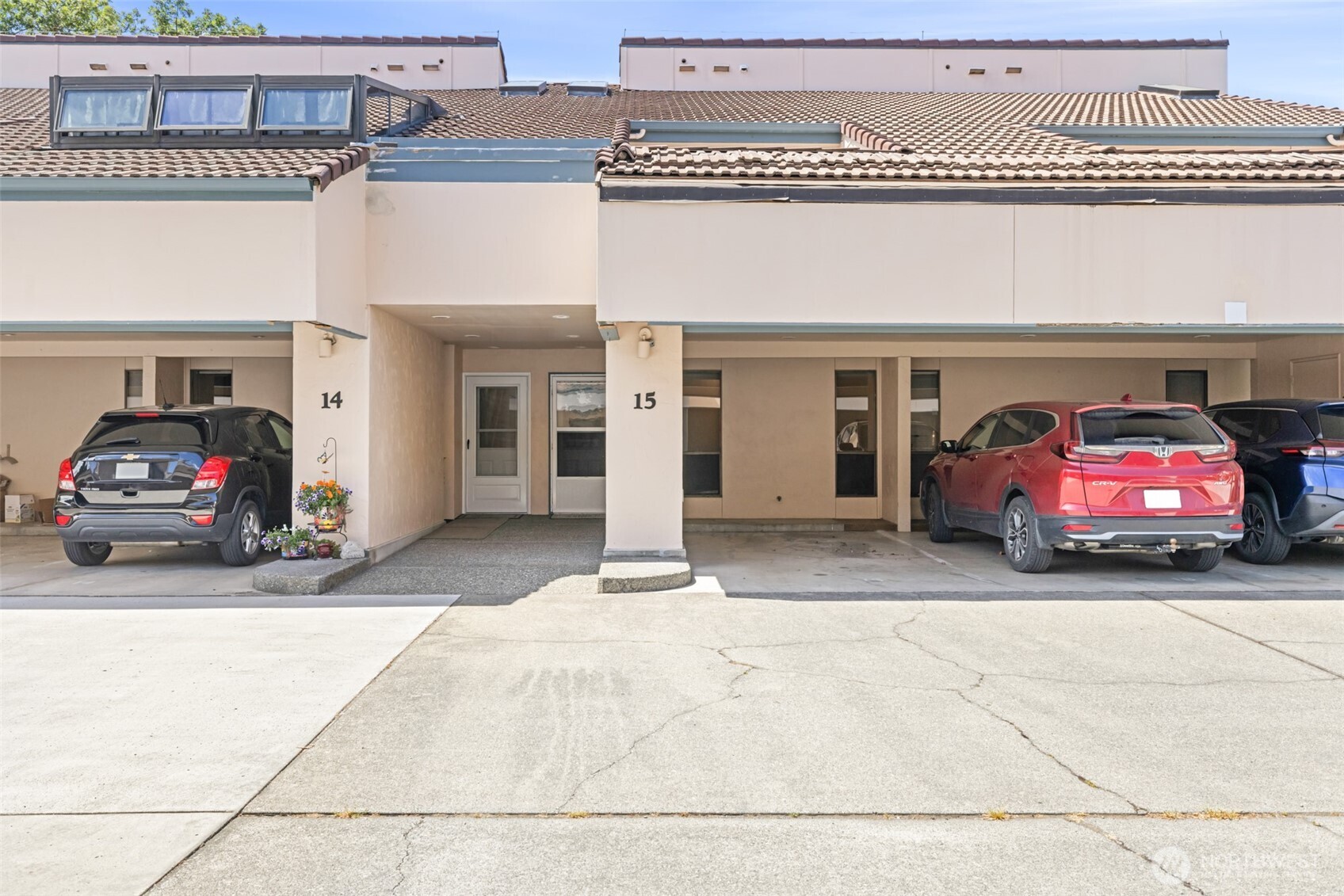 300 N Sequim Avenue Unit: 15