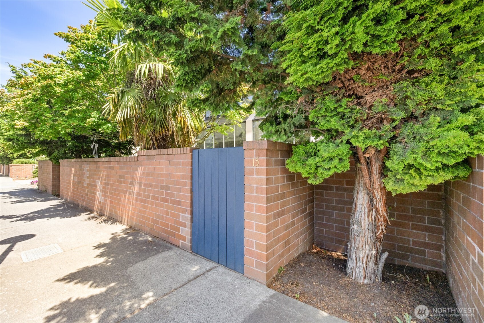 300 N Sequim Avenue Unit: 15