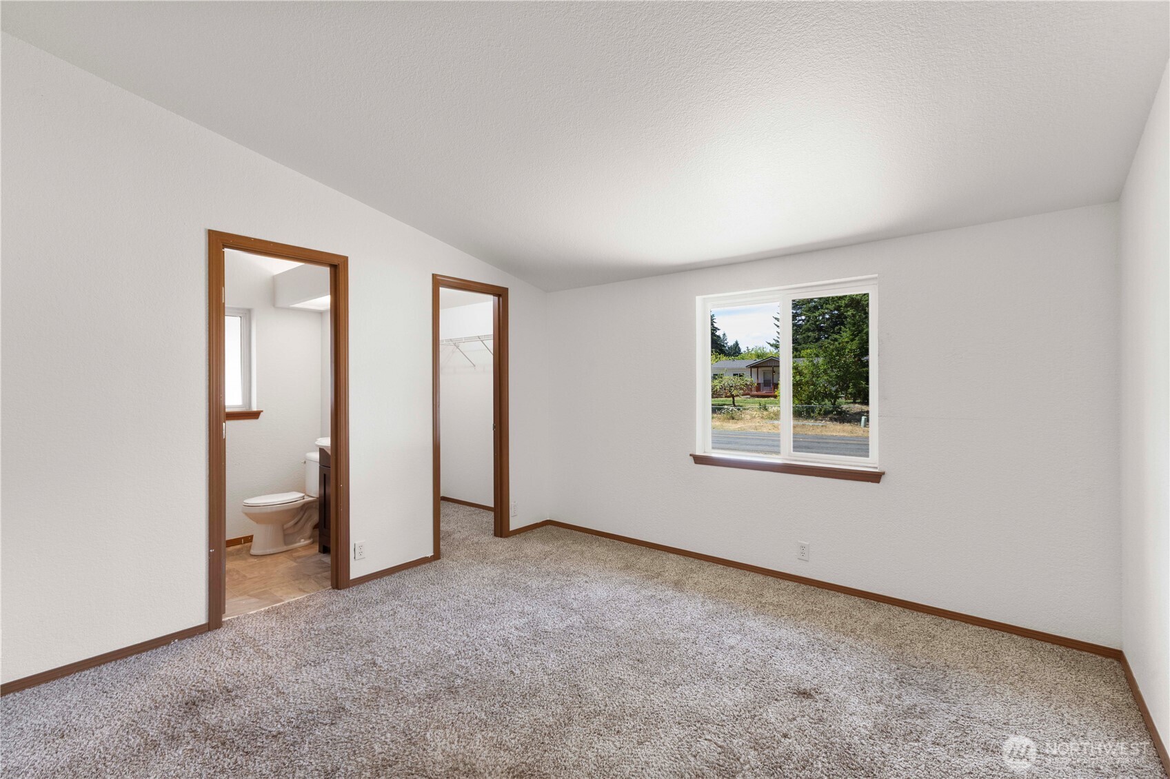 12407 Prairie Ridge Drive E