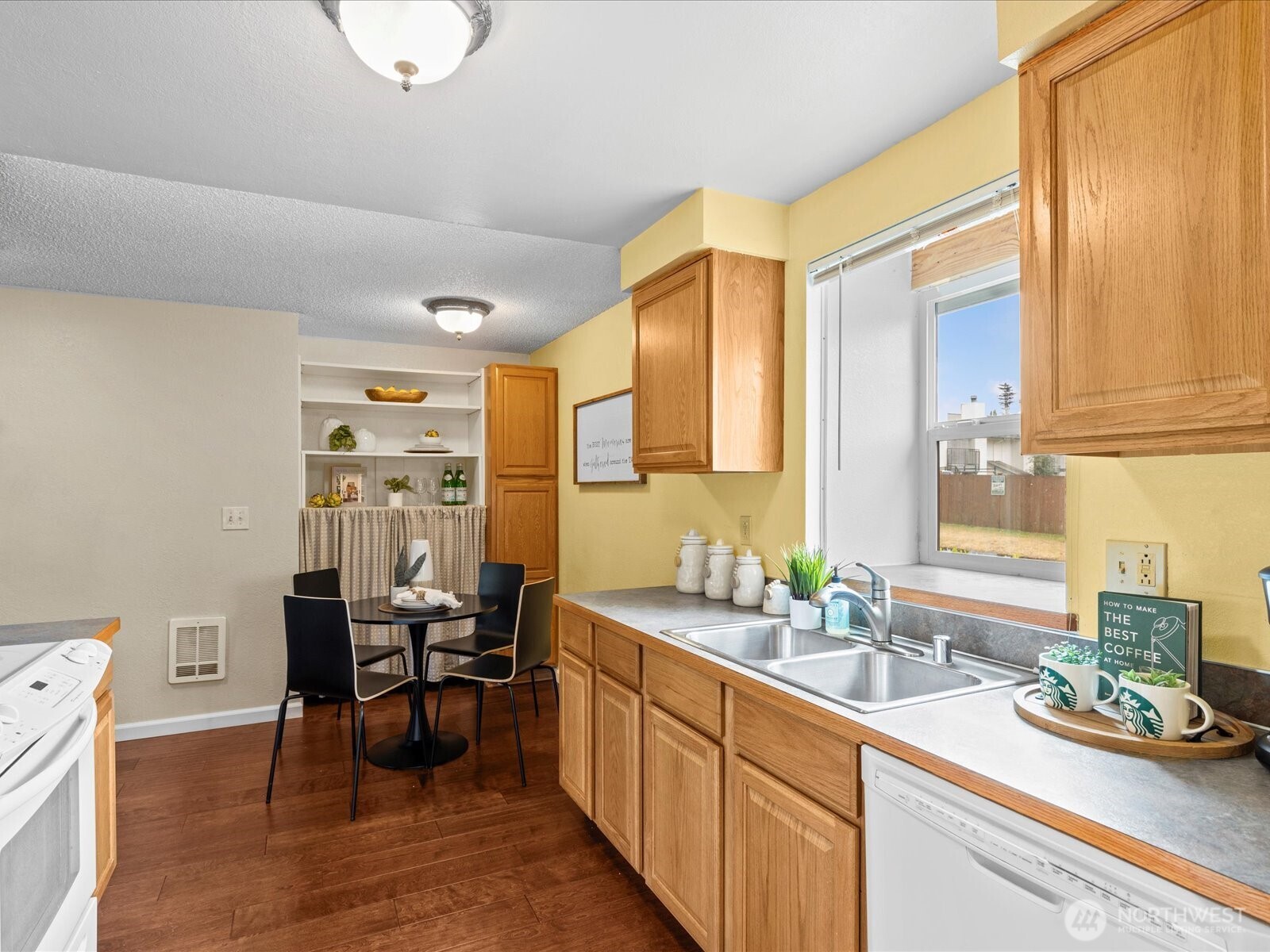 4811 76th Street NE Unit: 5