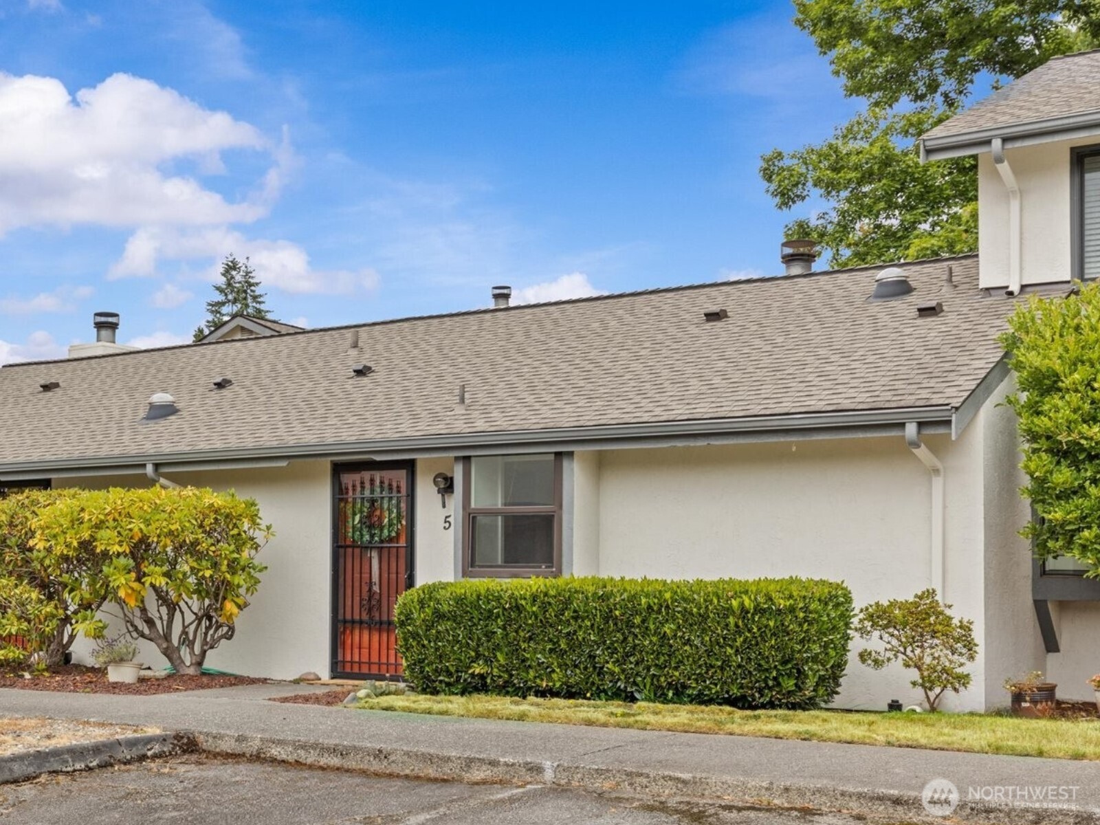4811 76th Street NE Unit: 5