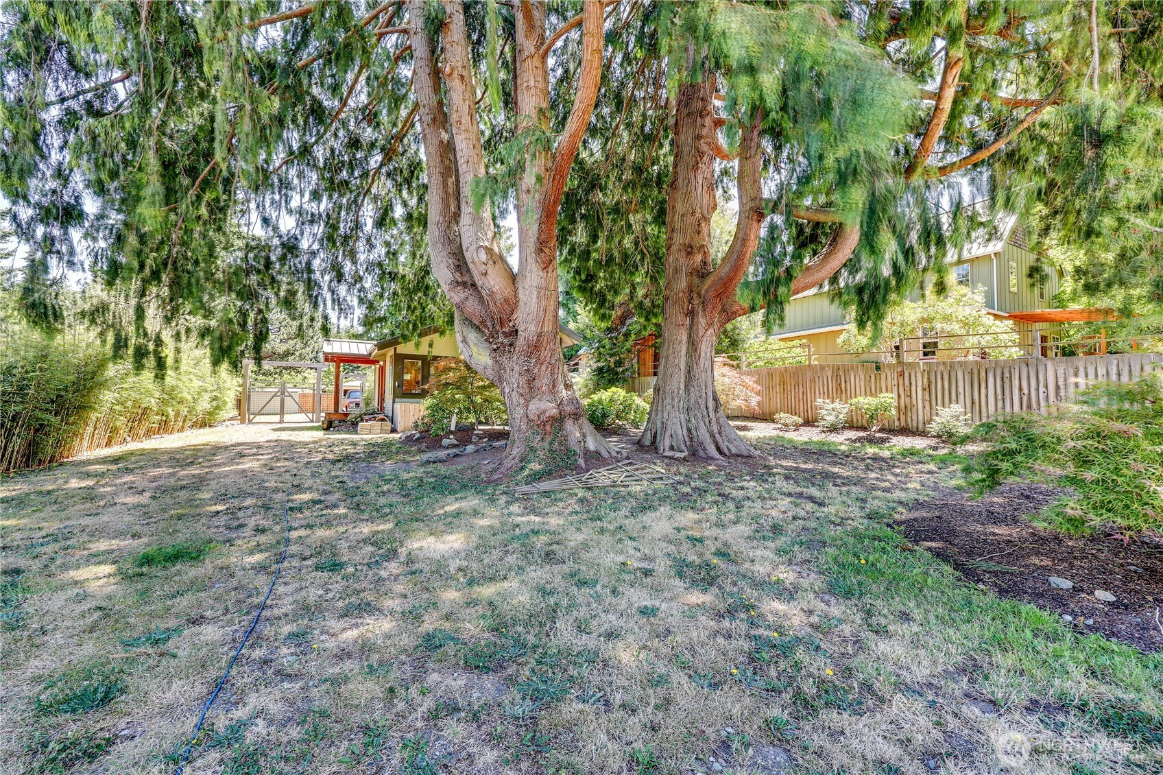 2219 Rose Street