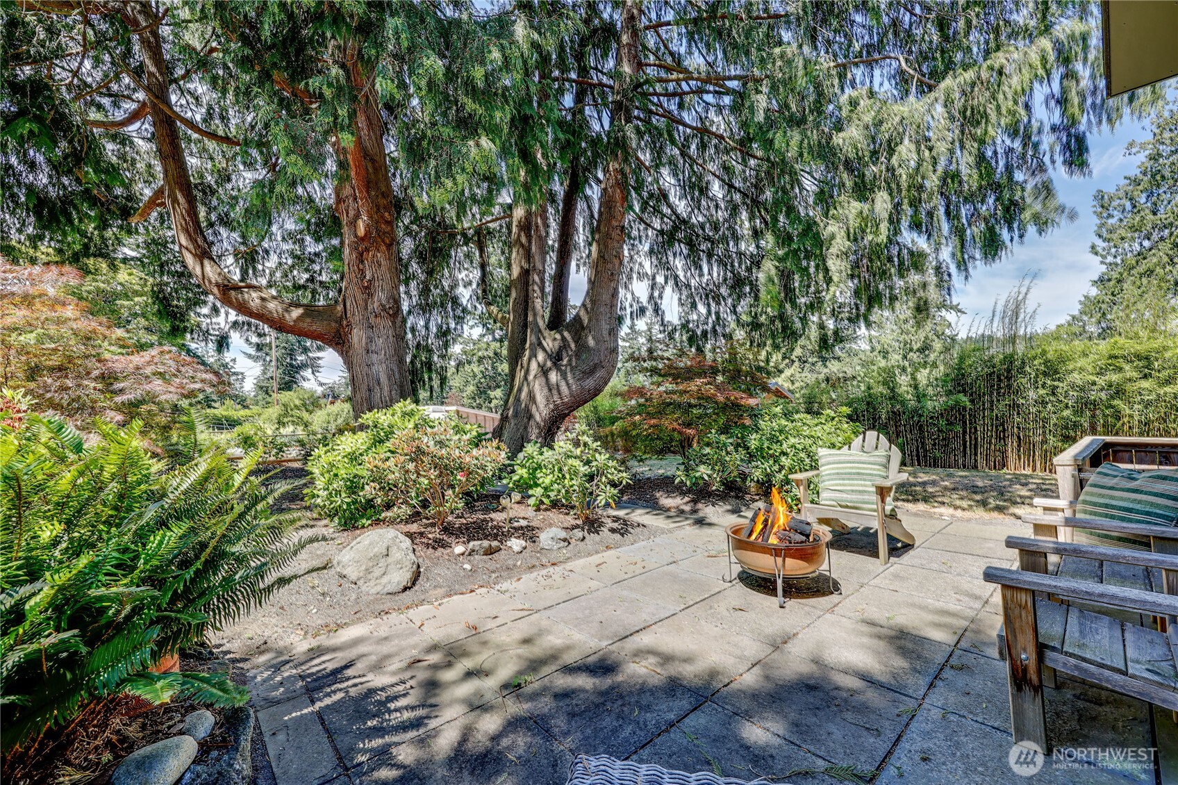2219 Rose Street