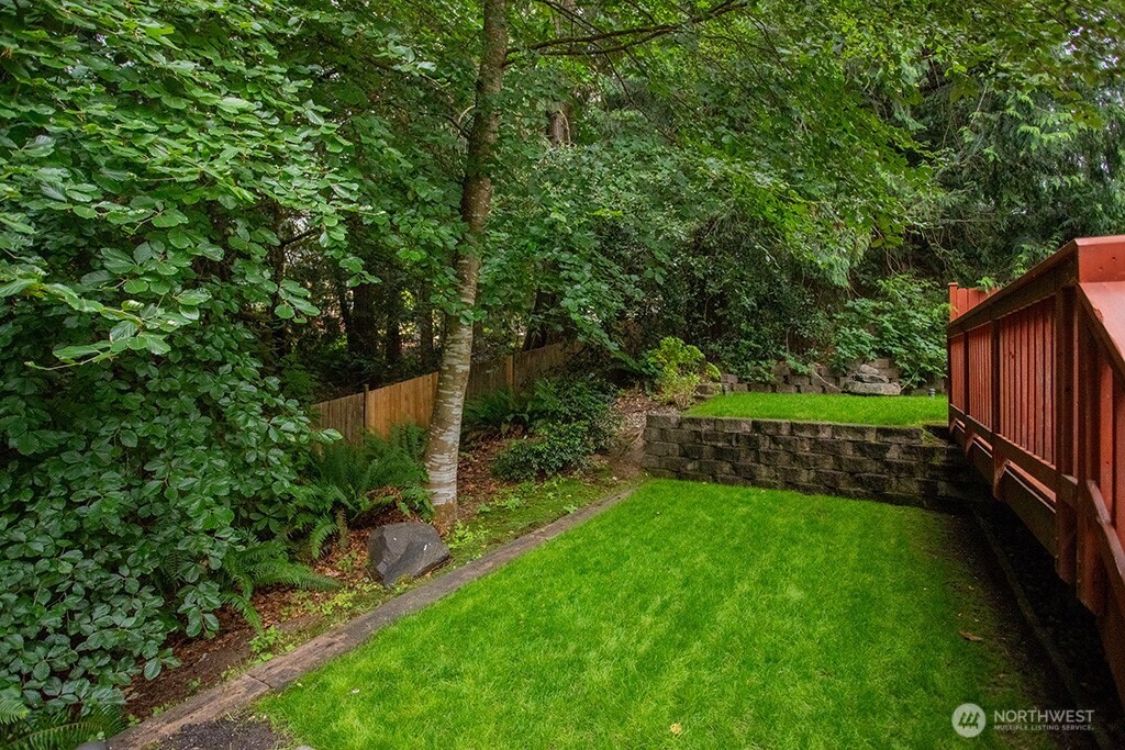 4925 NW Discovery Ridge Court