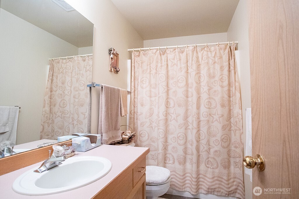 4925 NW Discovery Ridge Court