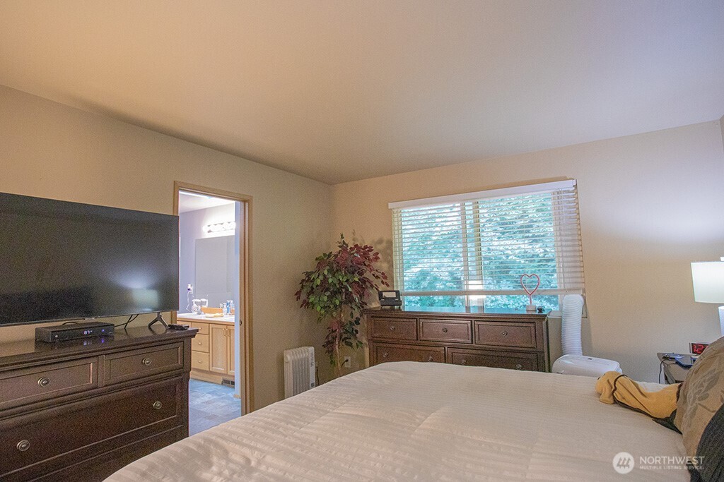 4925 NW Discovery Ridge Court
