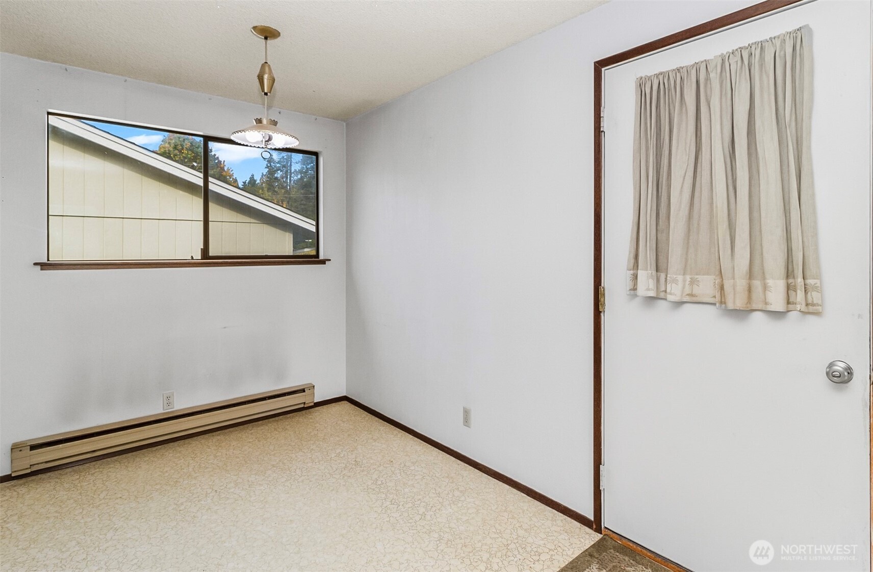 1200 Lenora Court