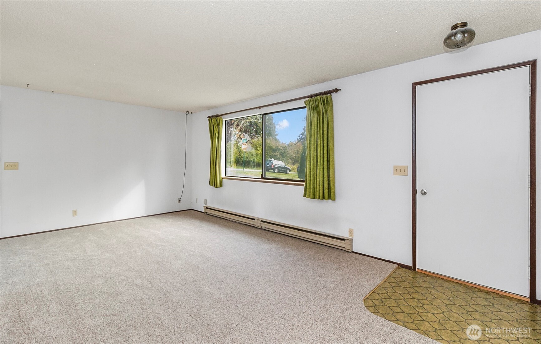 1200 Lenora Court