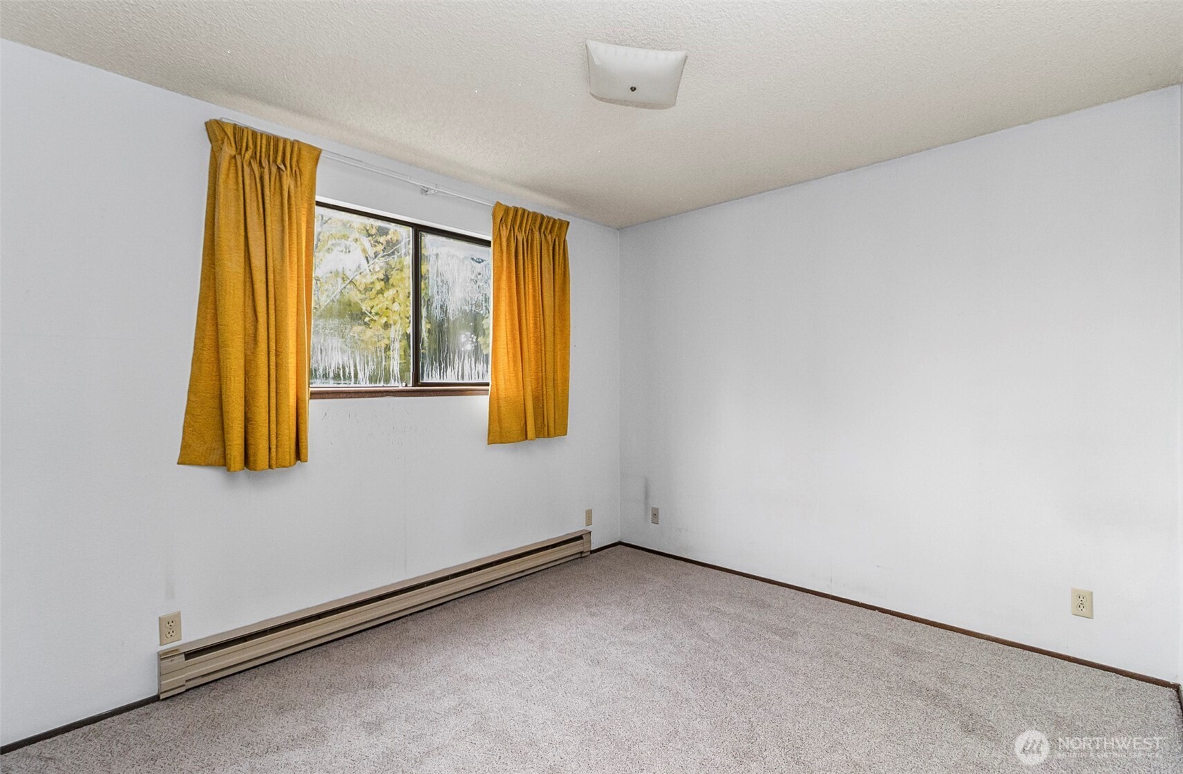 1200 Lenora Court