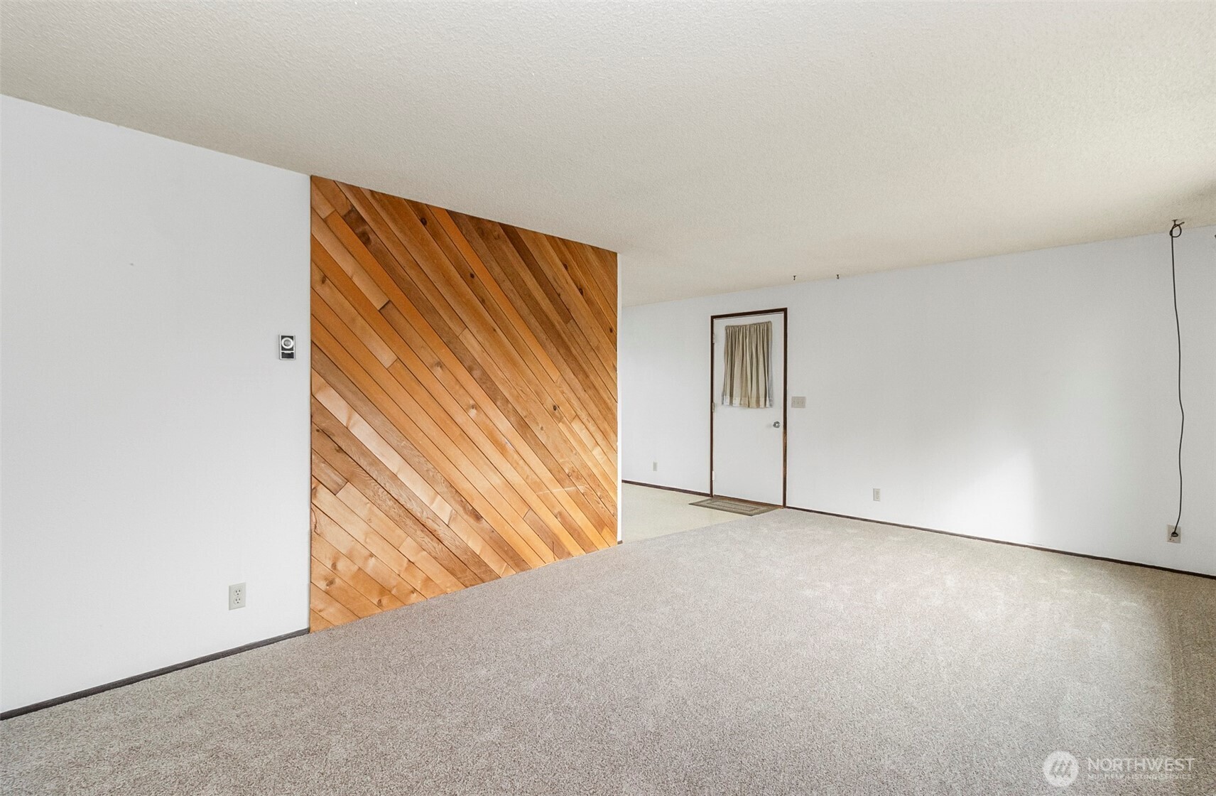 1200 Lenora Court