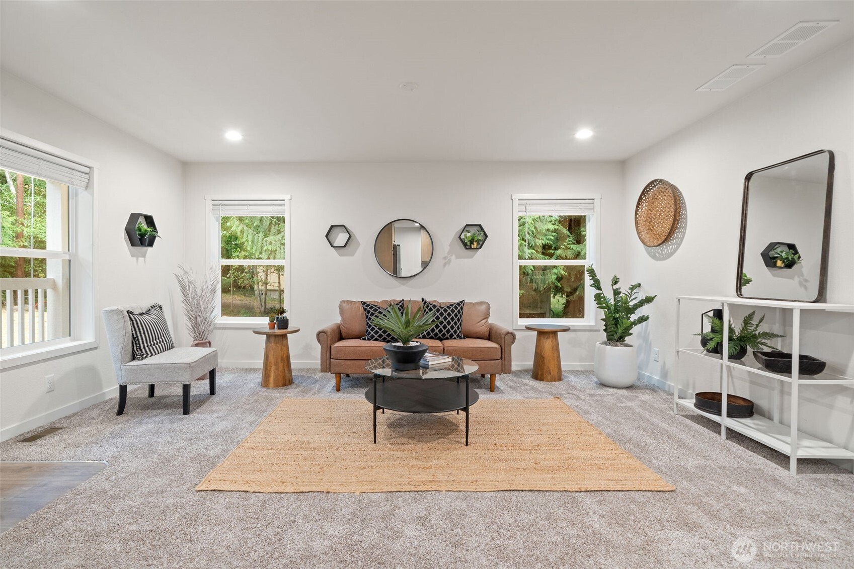 1121 E Lakeshore Drive