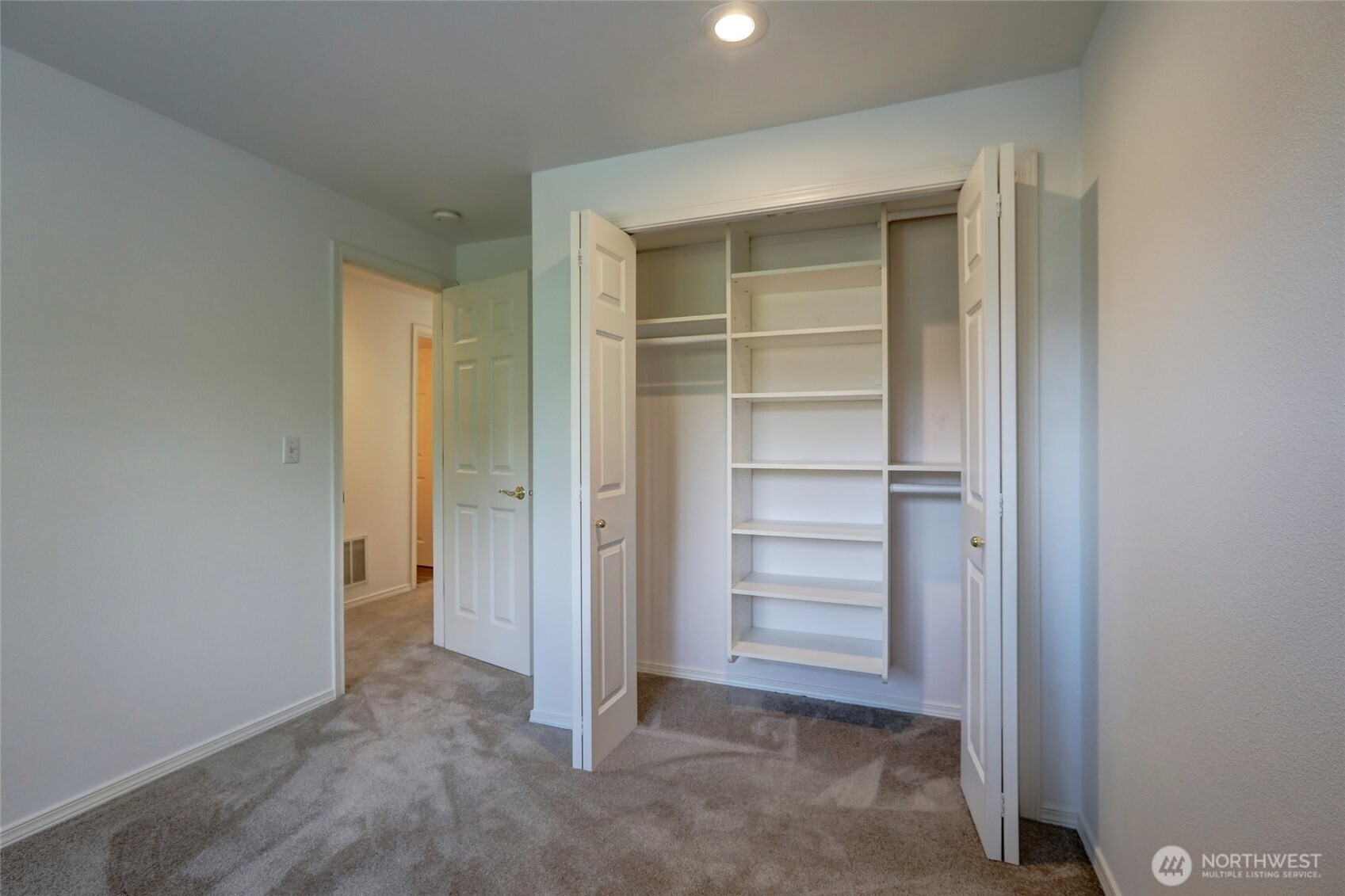 17557 110th Lane SE Unit: 10