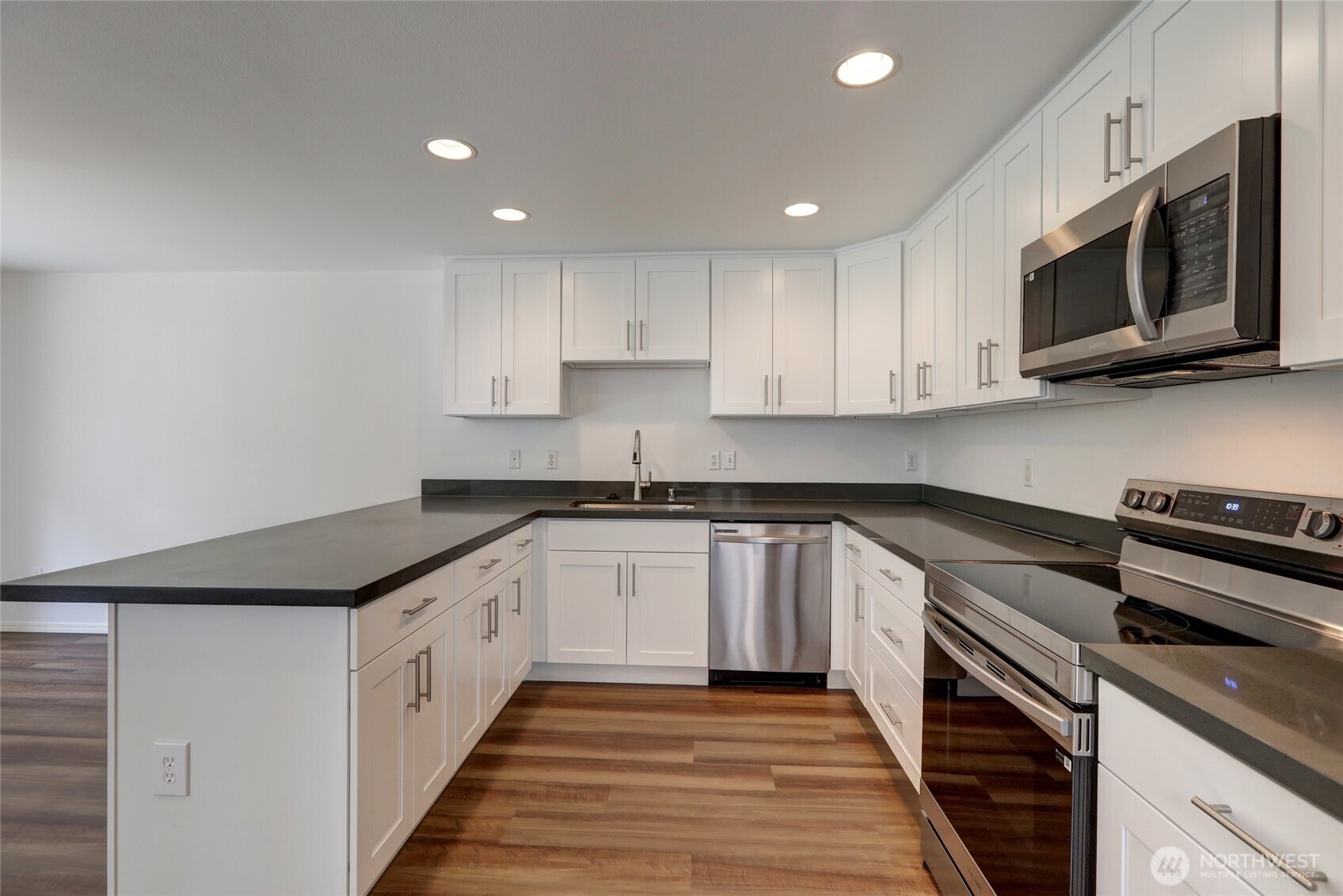 17557 110th Lane SE Unit: 10