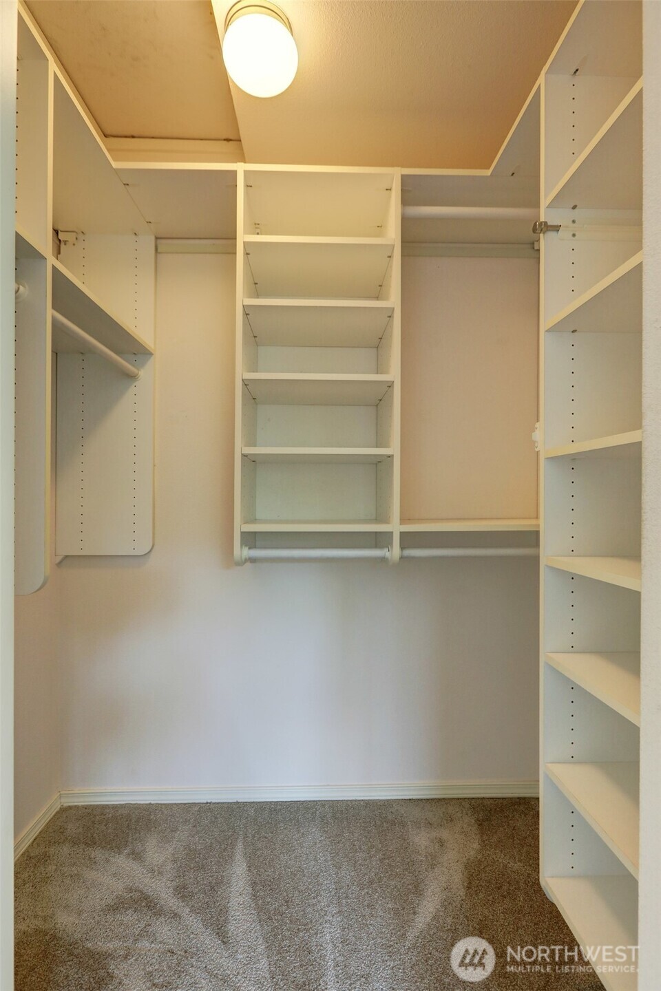 17557 110th Lane SE Unit: 10