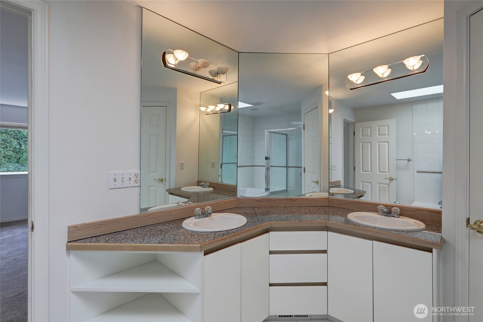 17557 110th Lane SE Unit: 10