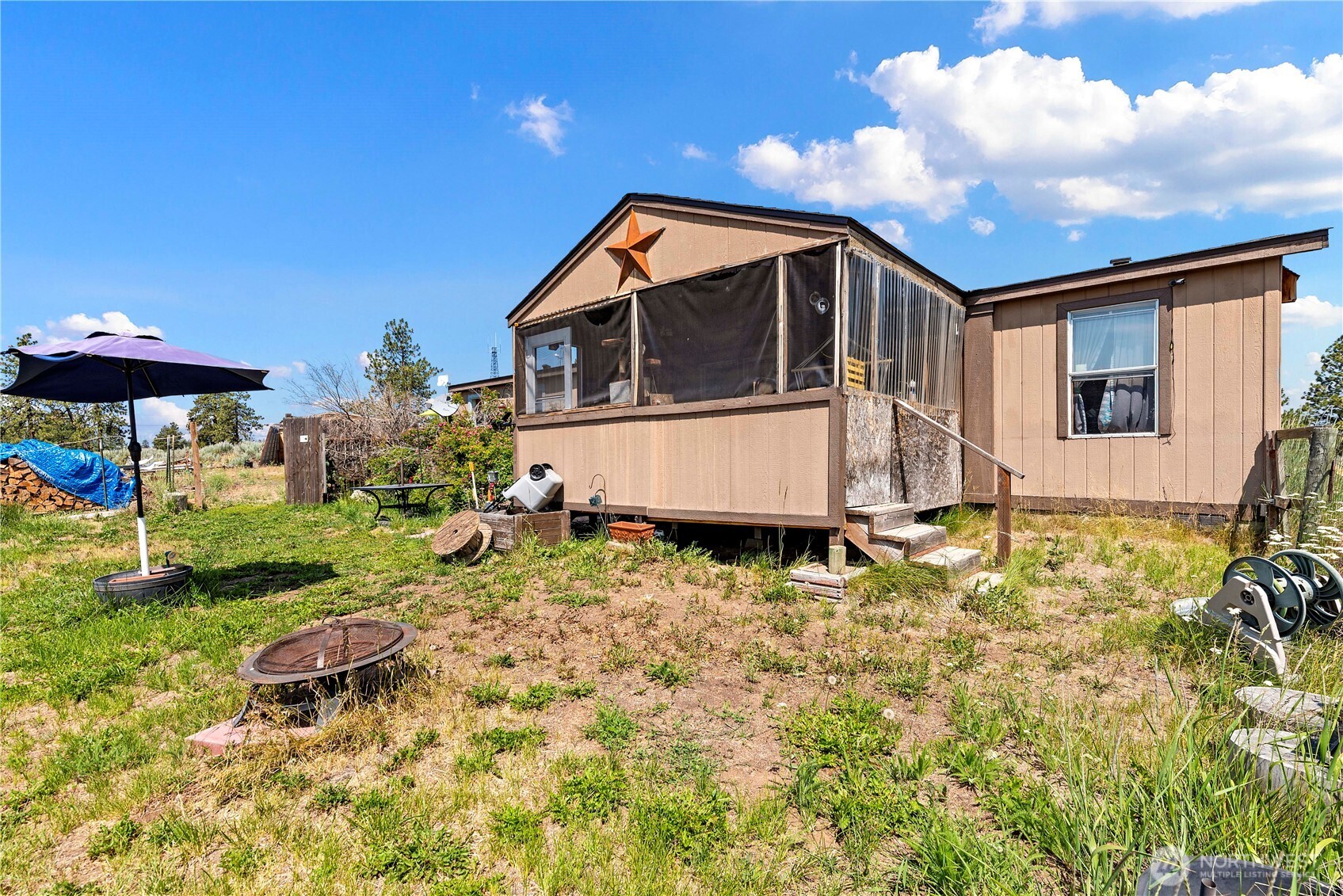 102 Blubird Lane