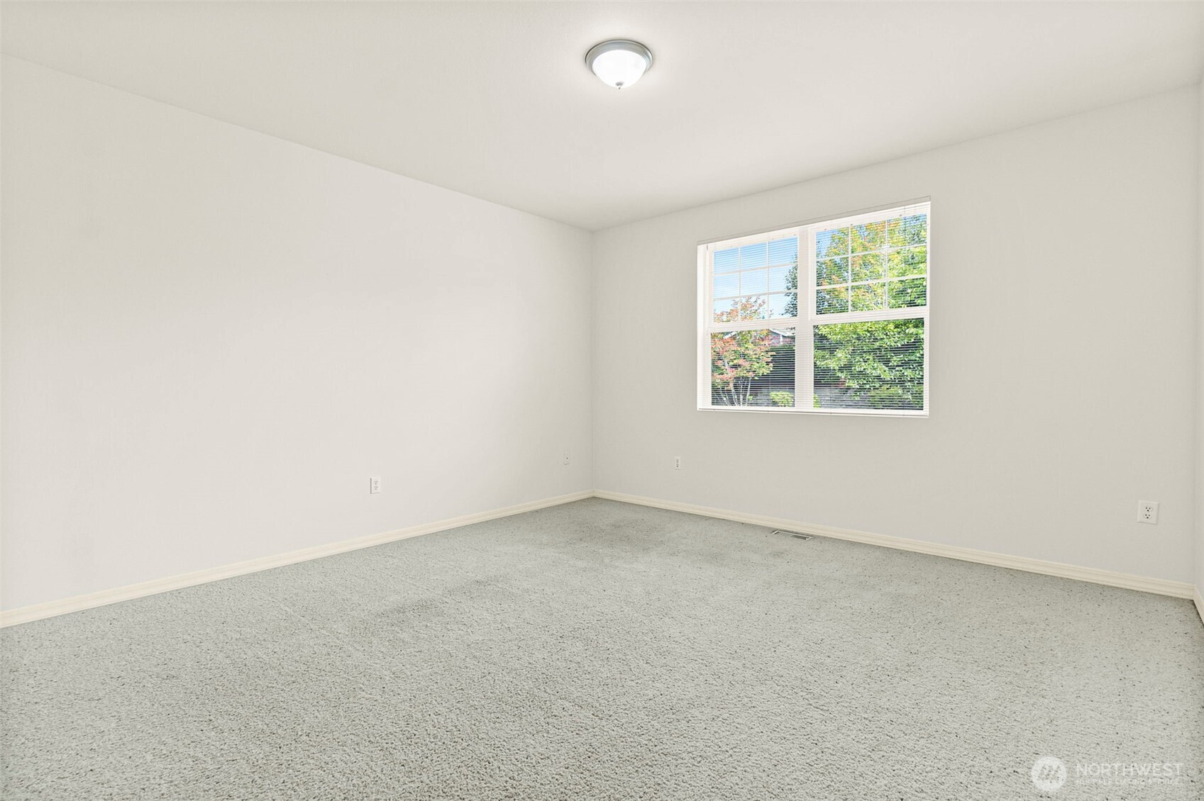 6704 38th Street W