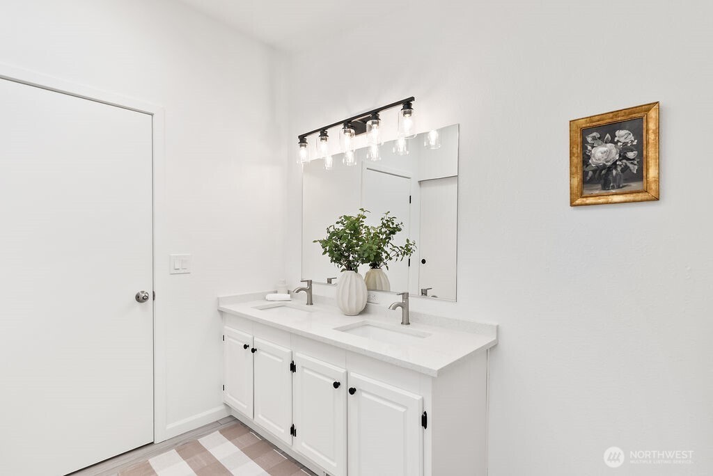 1540 Maple Lane Unit: 35