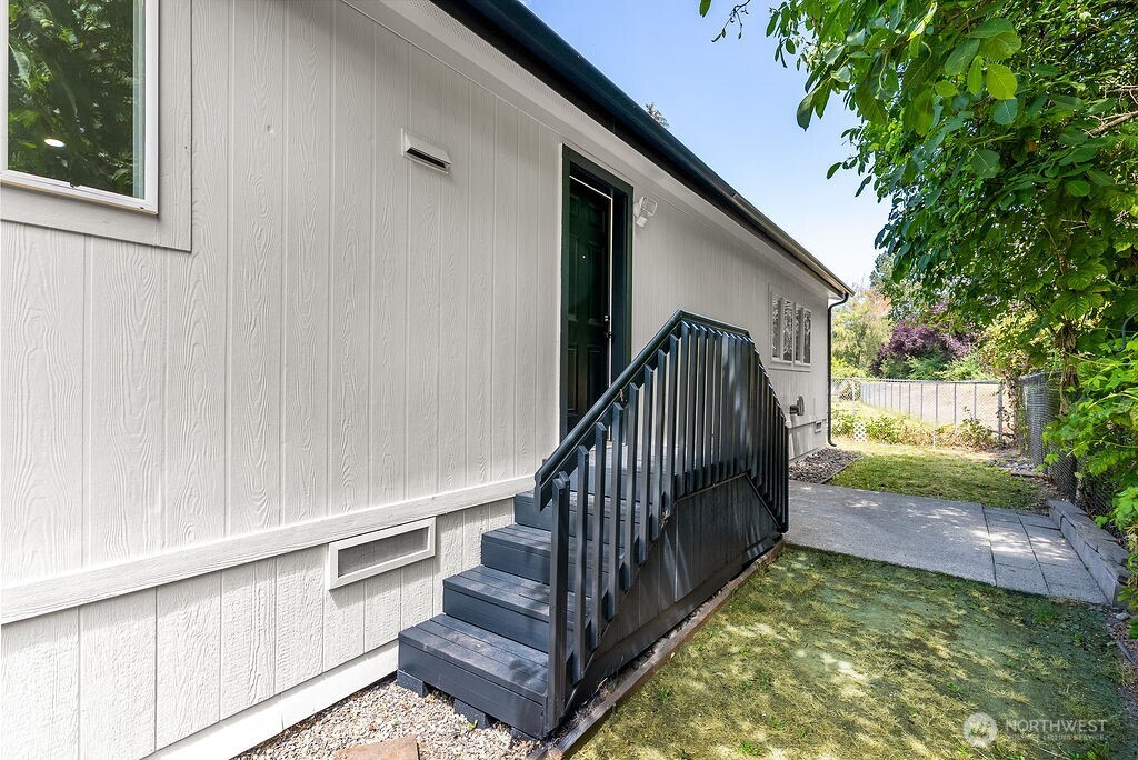 1540 Maple Lane Unit: 35