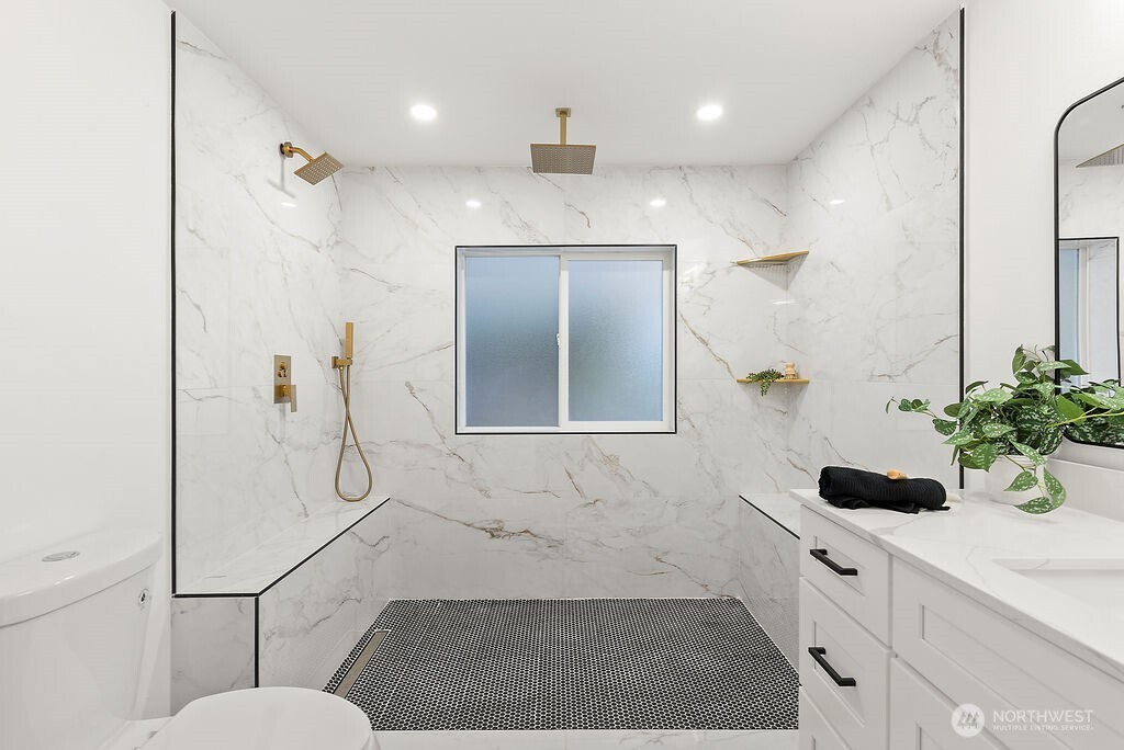 2500 S 370th Street Unit: 227