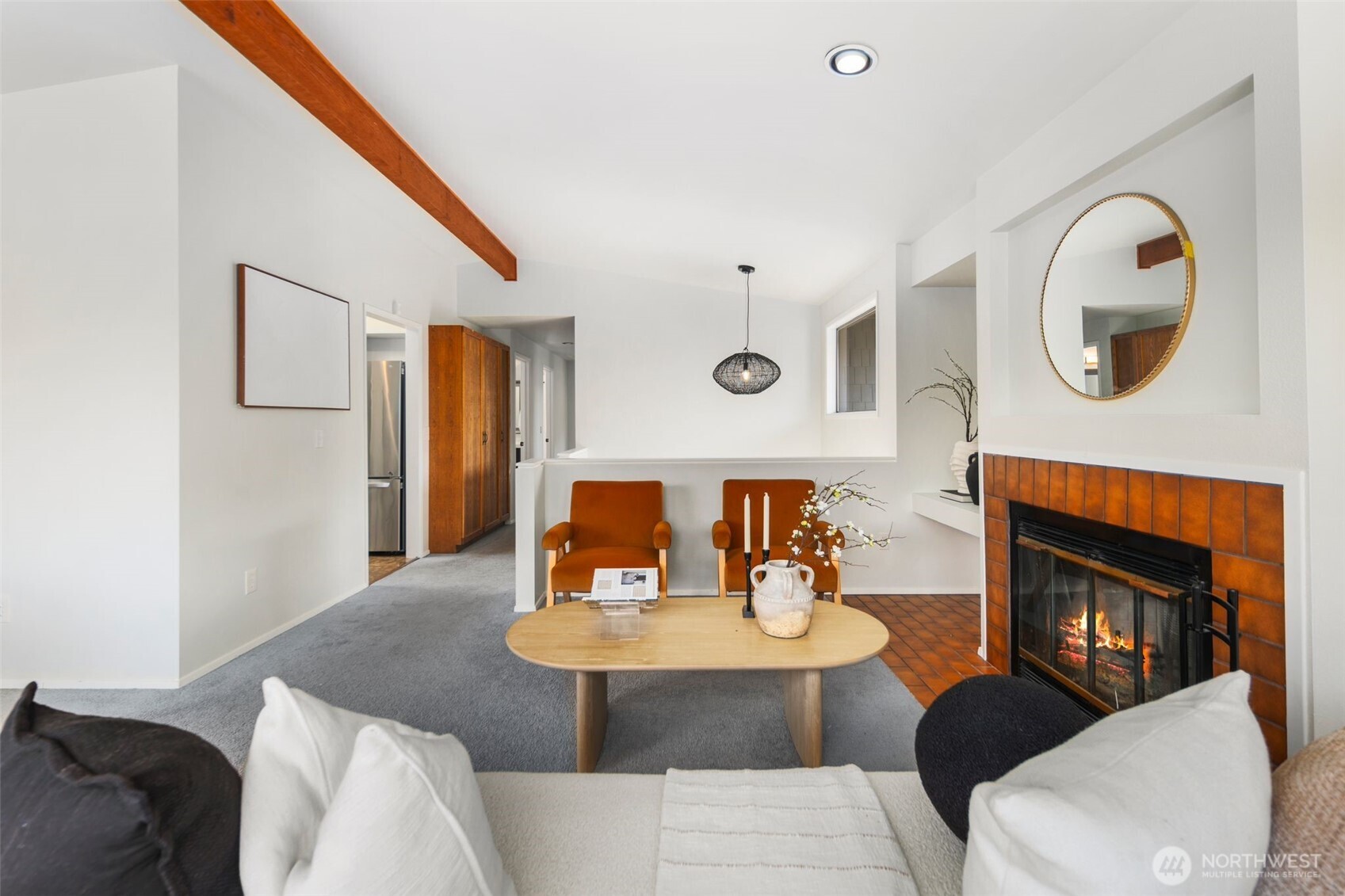 2919 W Mansell