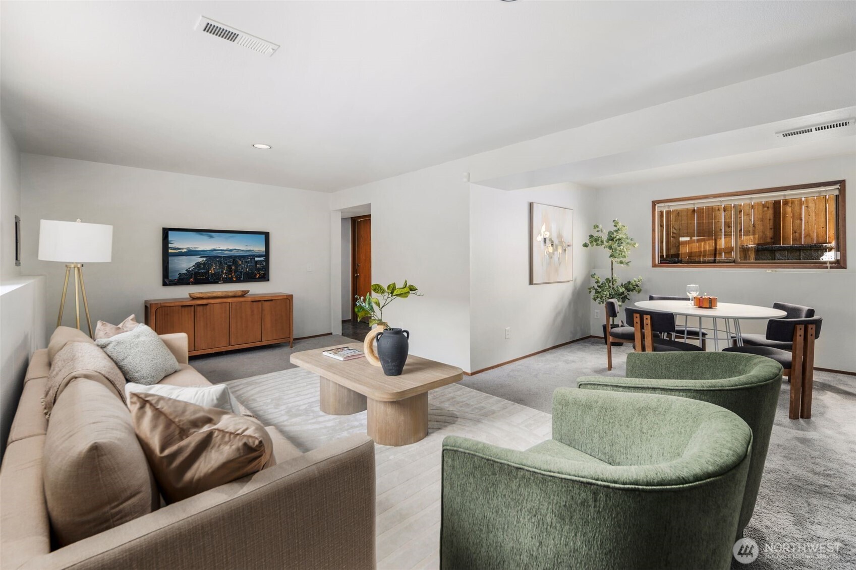 2919 W Mansell
