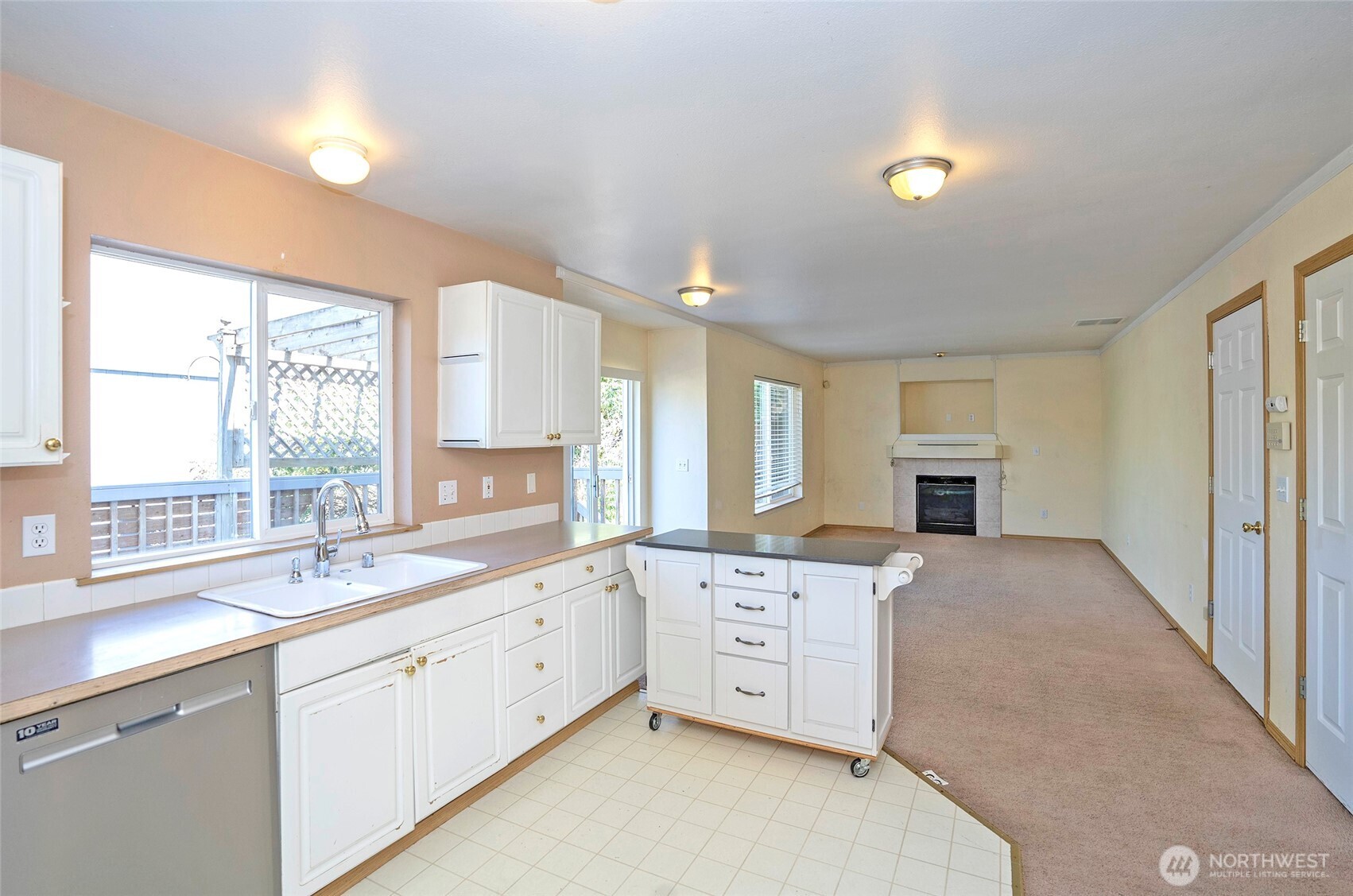 2524 S 355th Place N