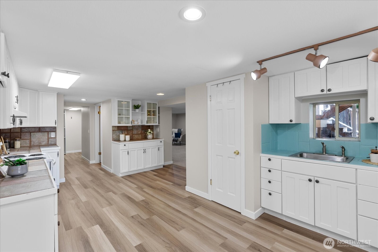 1604 NE 186th Street