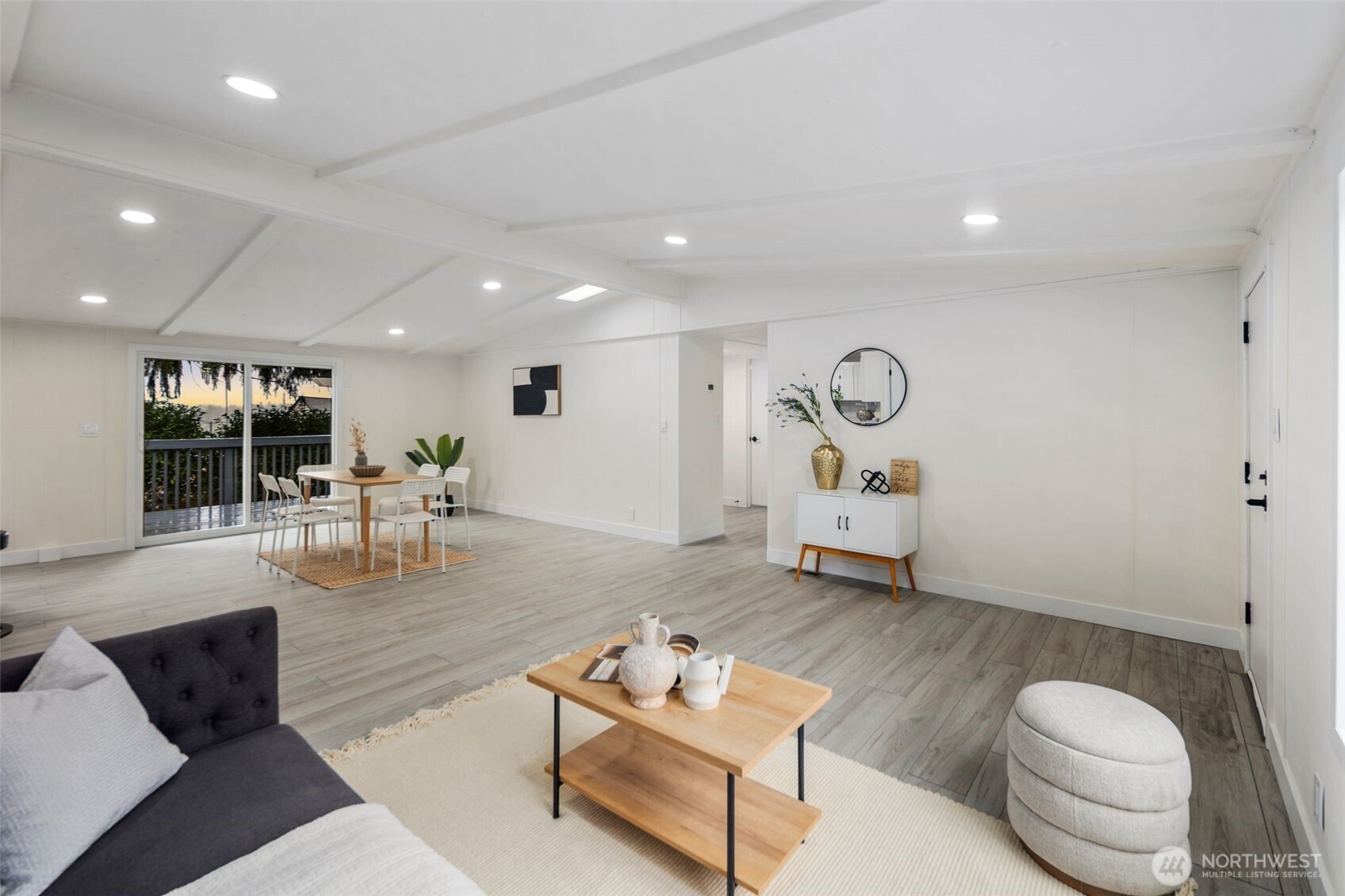 18020 4th Avenue S