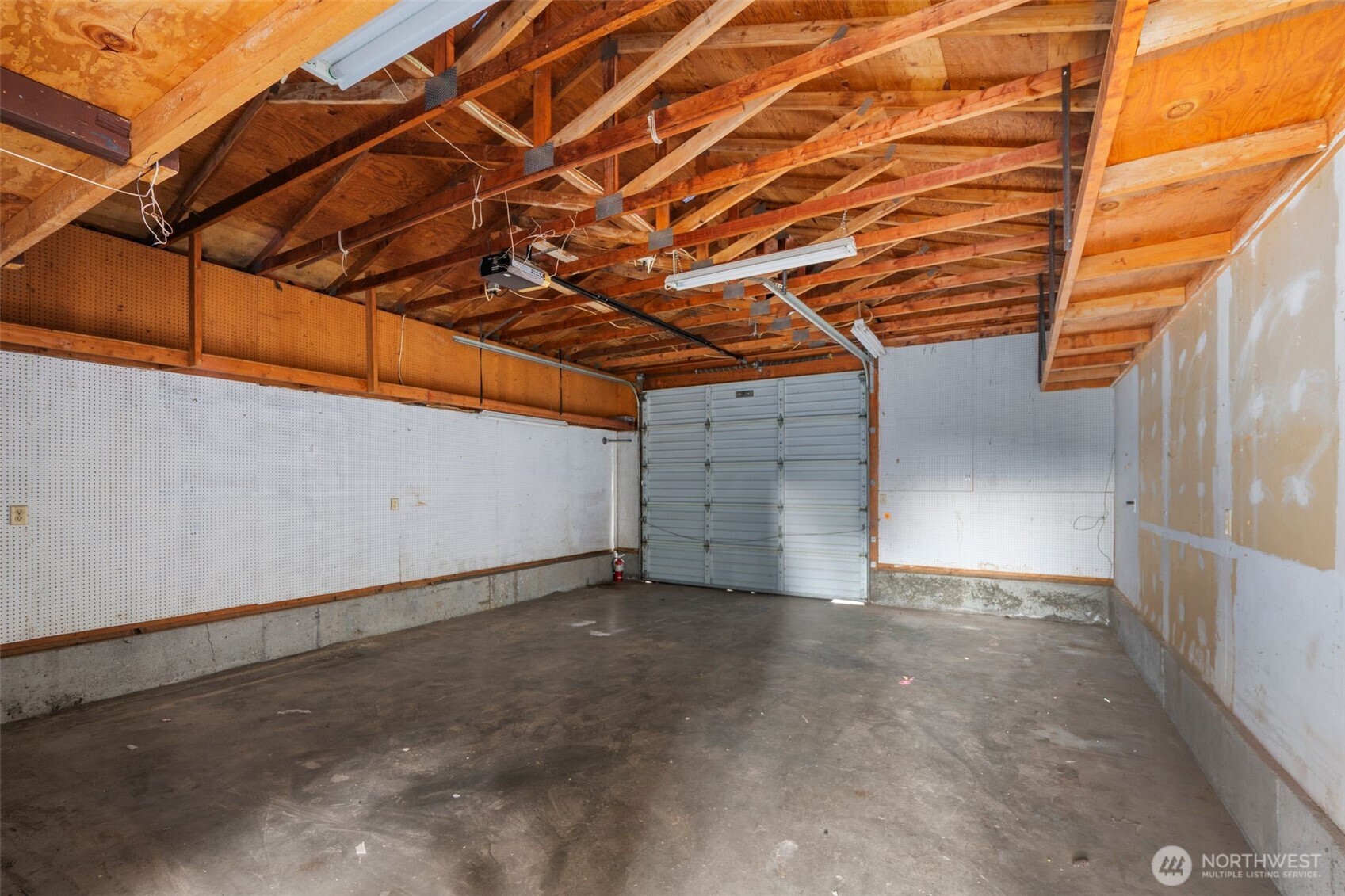 18020 4th Avenue S