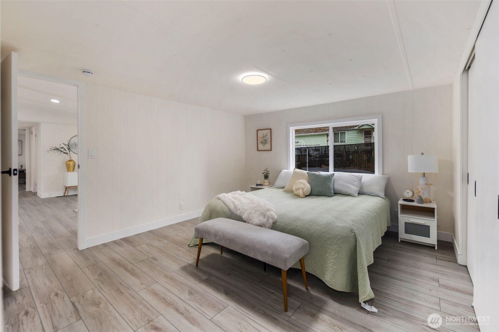 18020 4th Avenue S