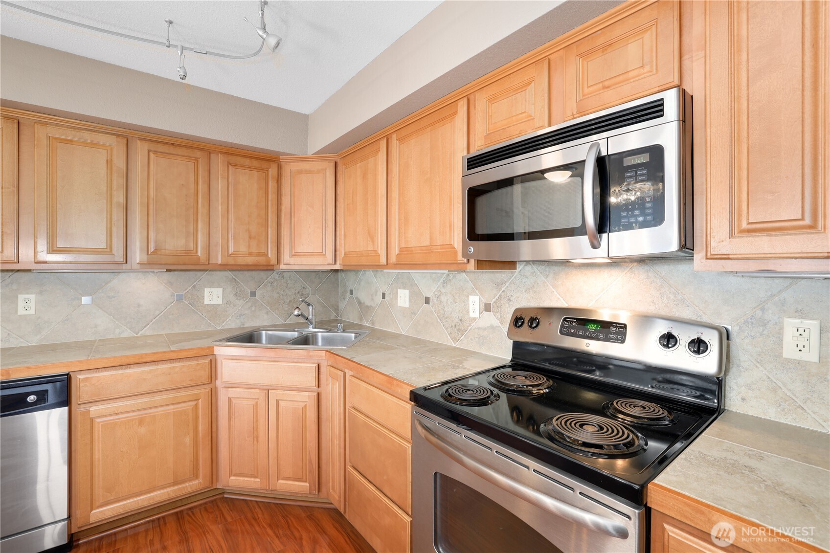 13421 97th Avenue E Unit: 207