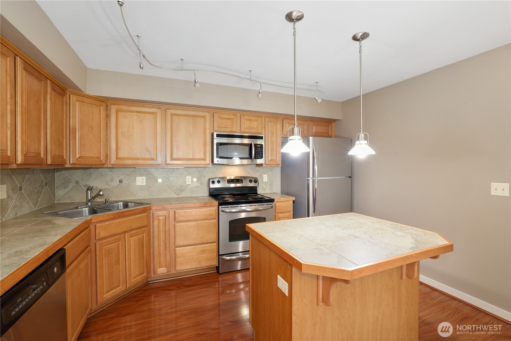 13421 97th Avenue E Unit: 207