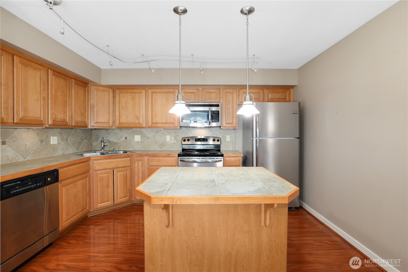 13421 97th Avenue E Unit: 207