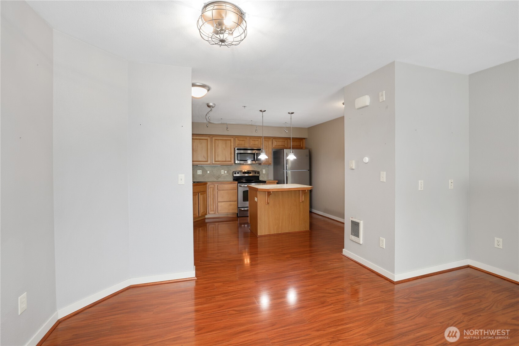 13421 97th Avenue E Unit: 207