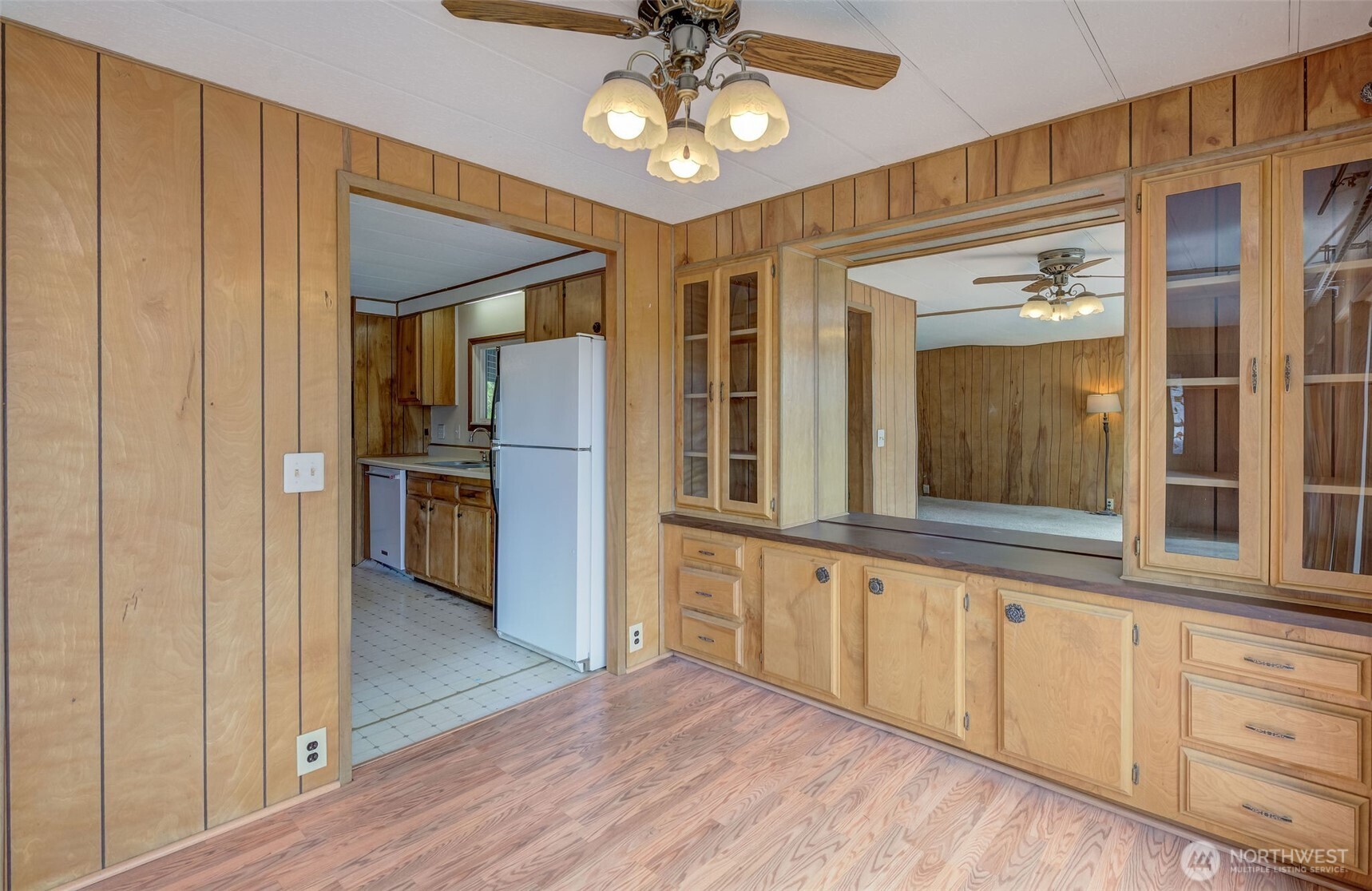 307 E Walnut Street