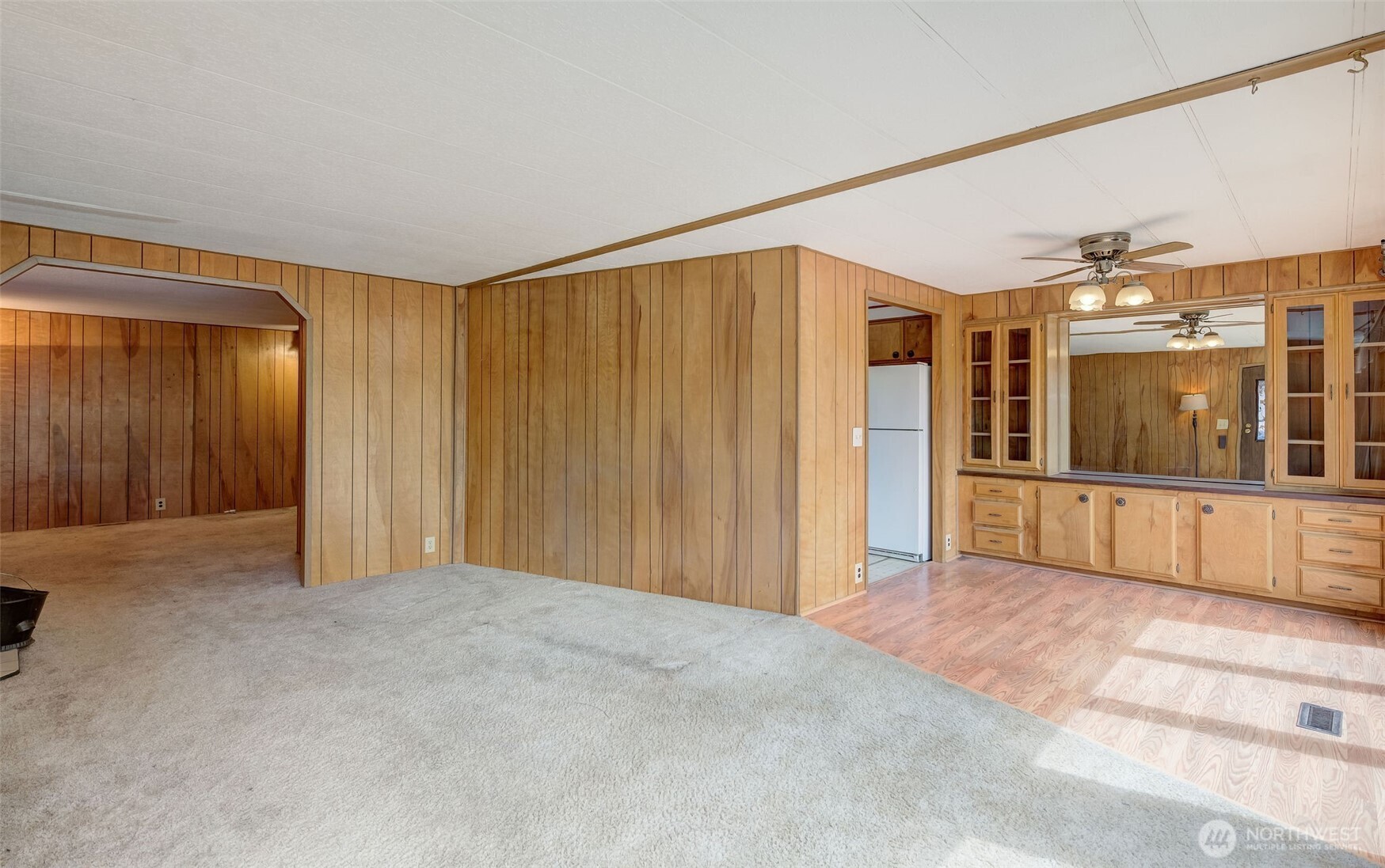 307 E Walnut Street