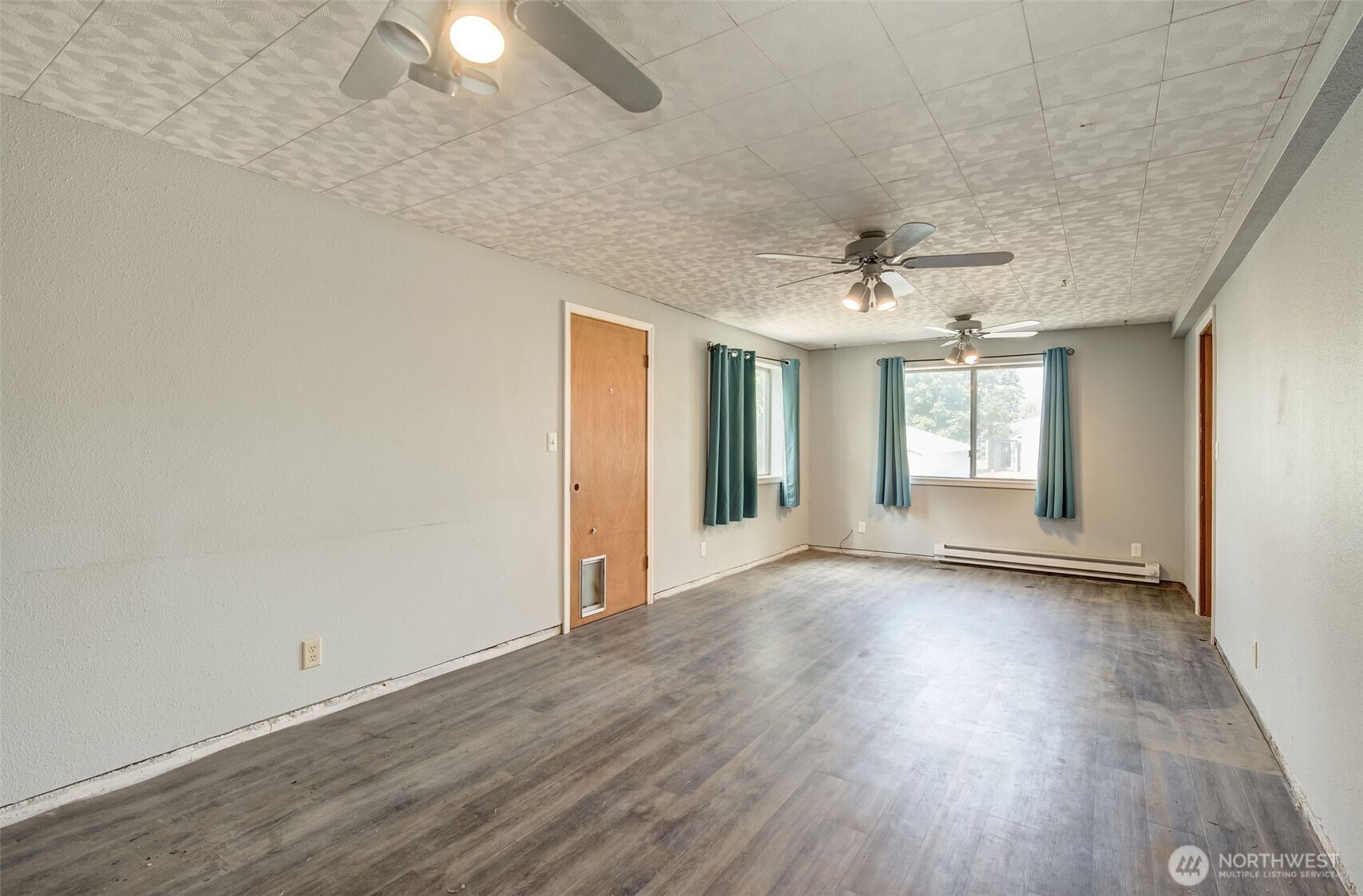 307 E Walnut Street